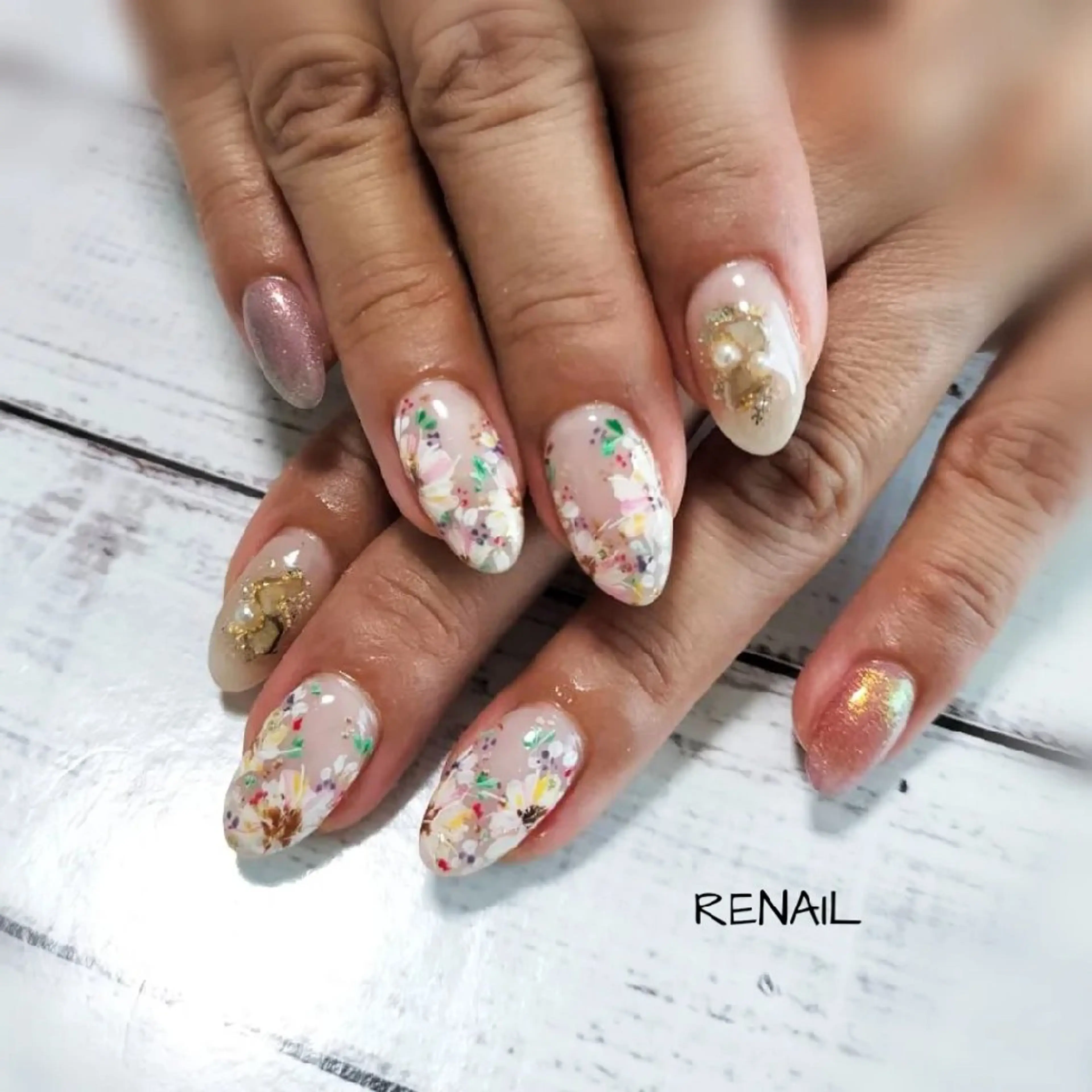 ネイル RENAIL  玲奈のネイルデザイン