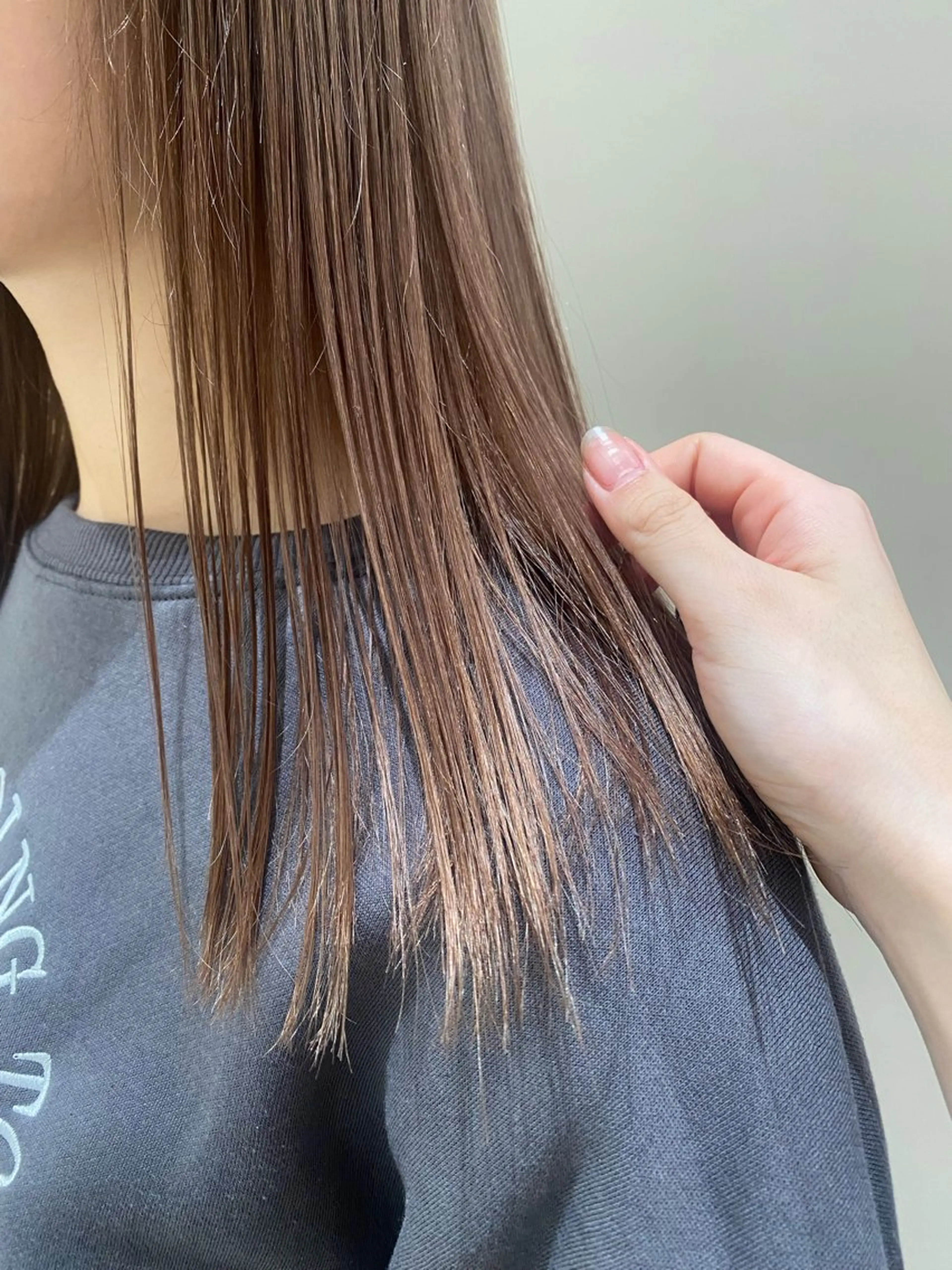 セミロング カラー ベージュカラー ブリーチ ヘアカラー ベージュ/アレンジ /横浜/杉本千夏のヘアスタイル