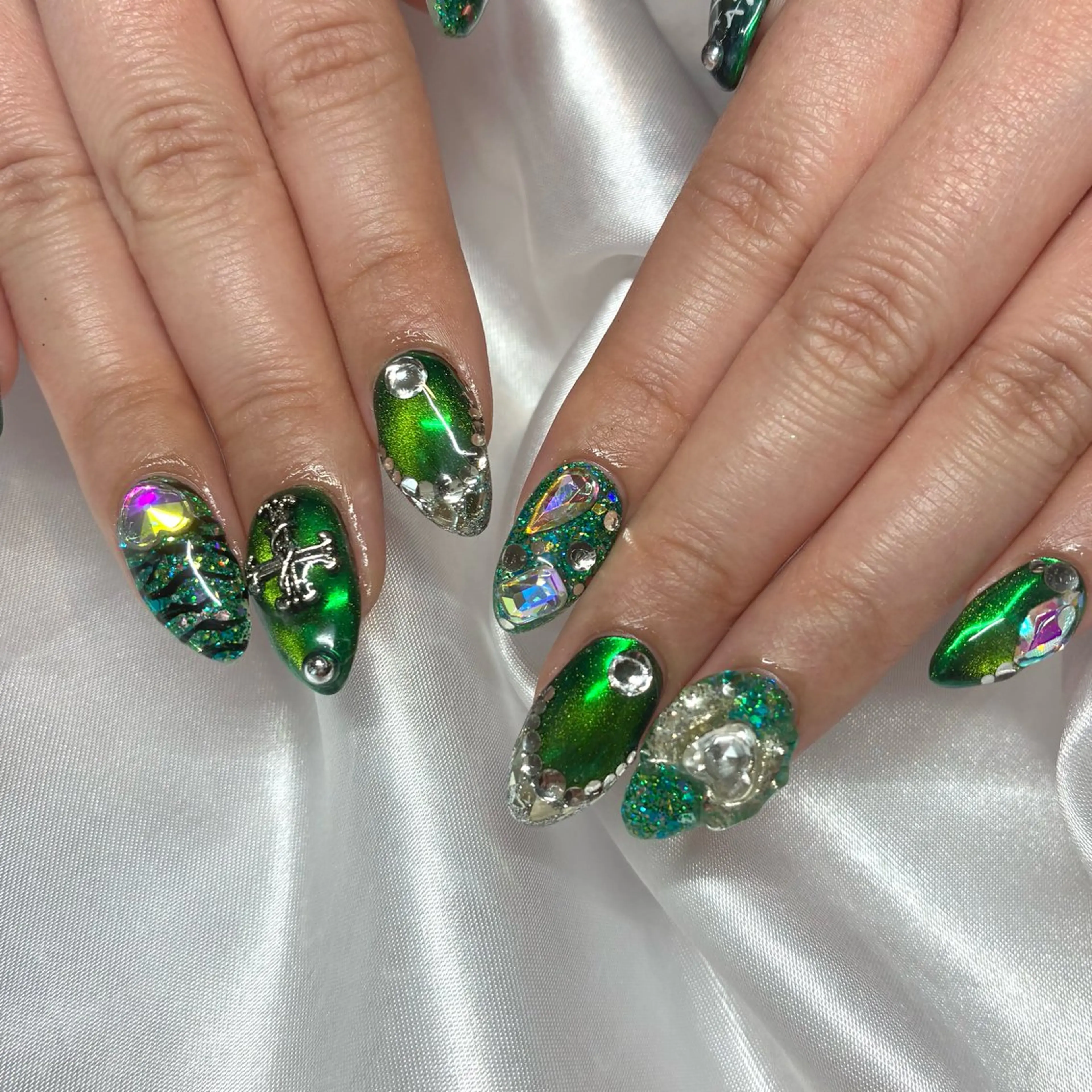 ネイル ハンドネイル Nail ヌシん家 AKANEのネイルデザイン