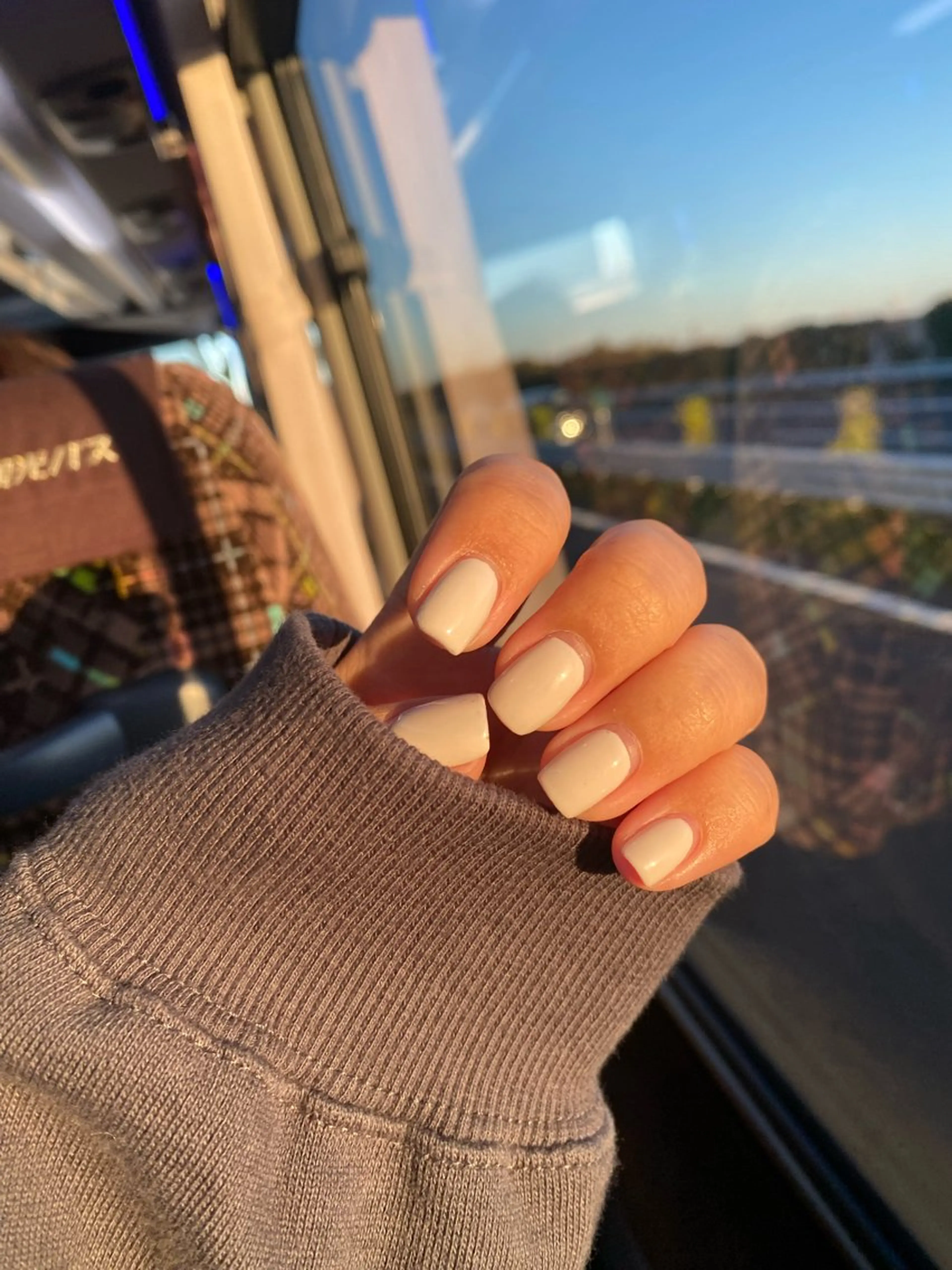 ショート 501_nail所属・Ta taのネイルデザイン