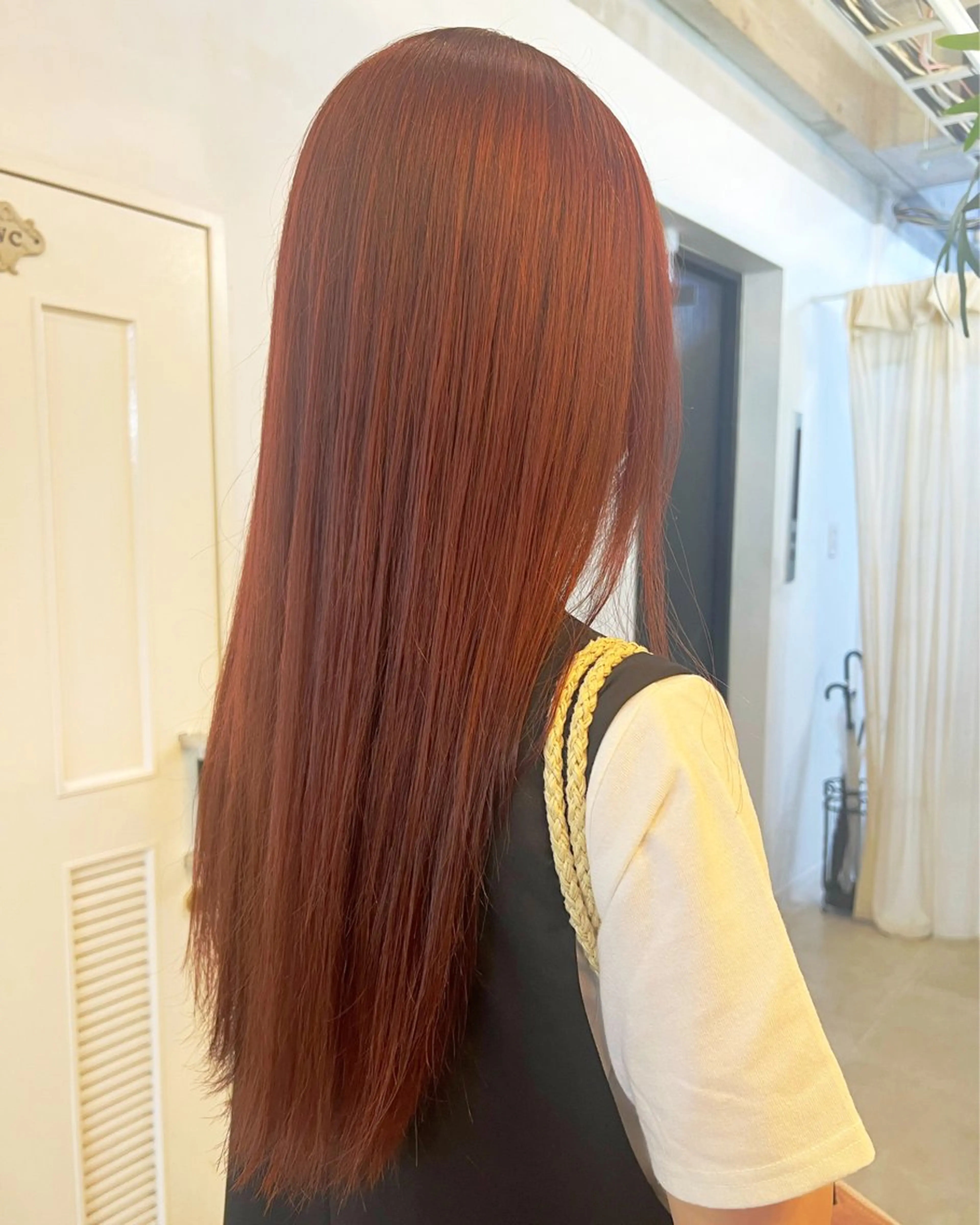 ロング ユ イのヘアスタイル