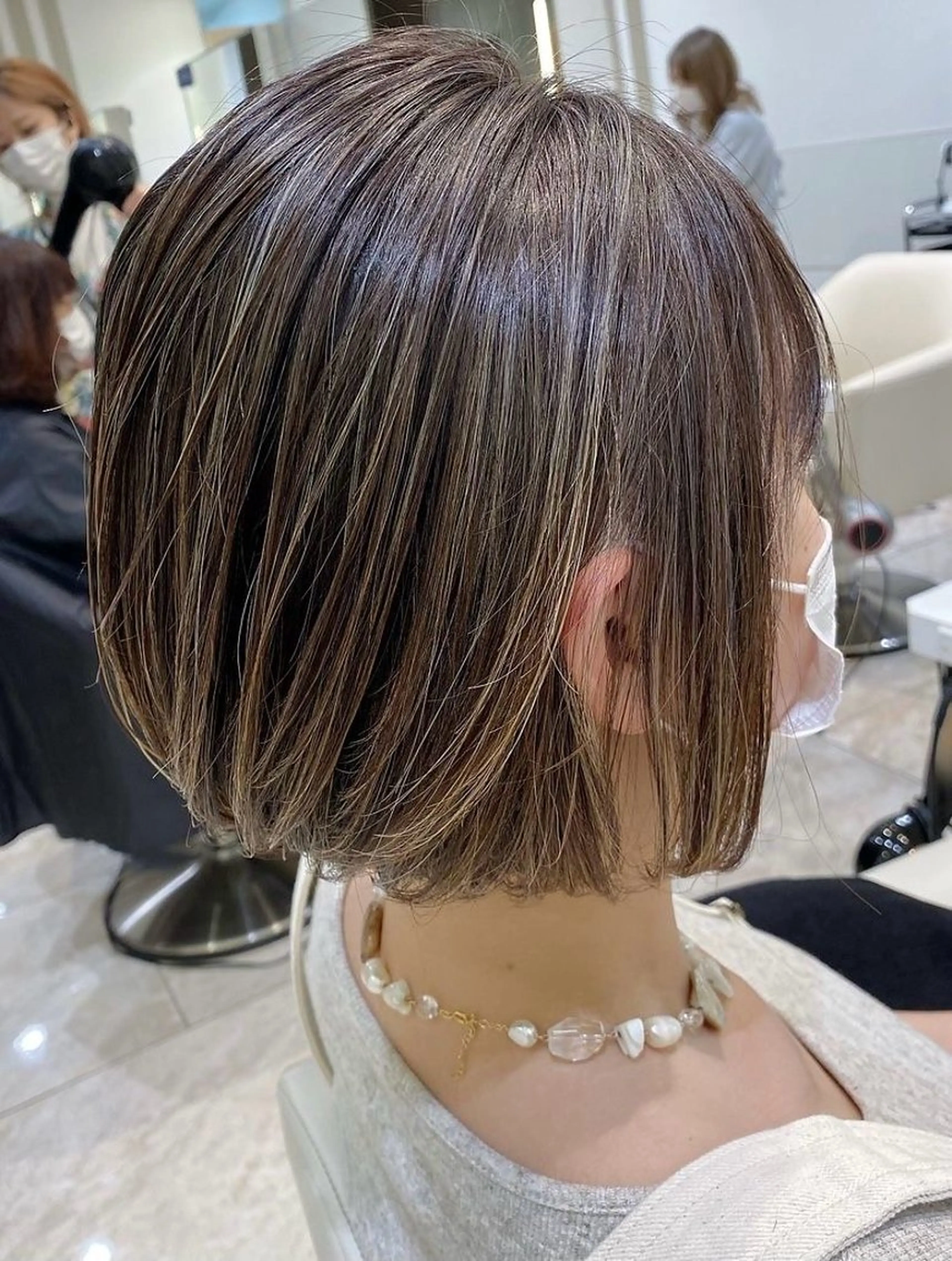 【期間限定】白髪ぼかしハイライト+髪質改善トリートメント🫧の写真