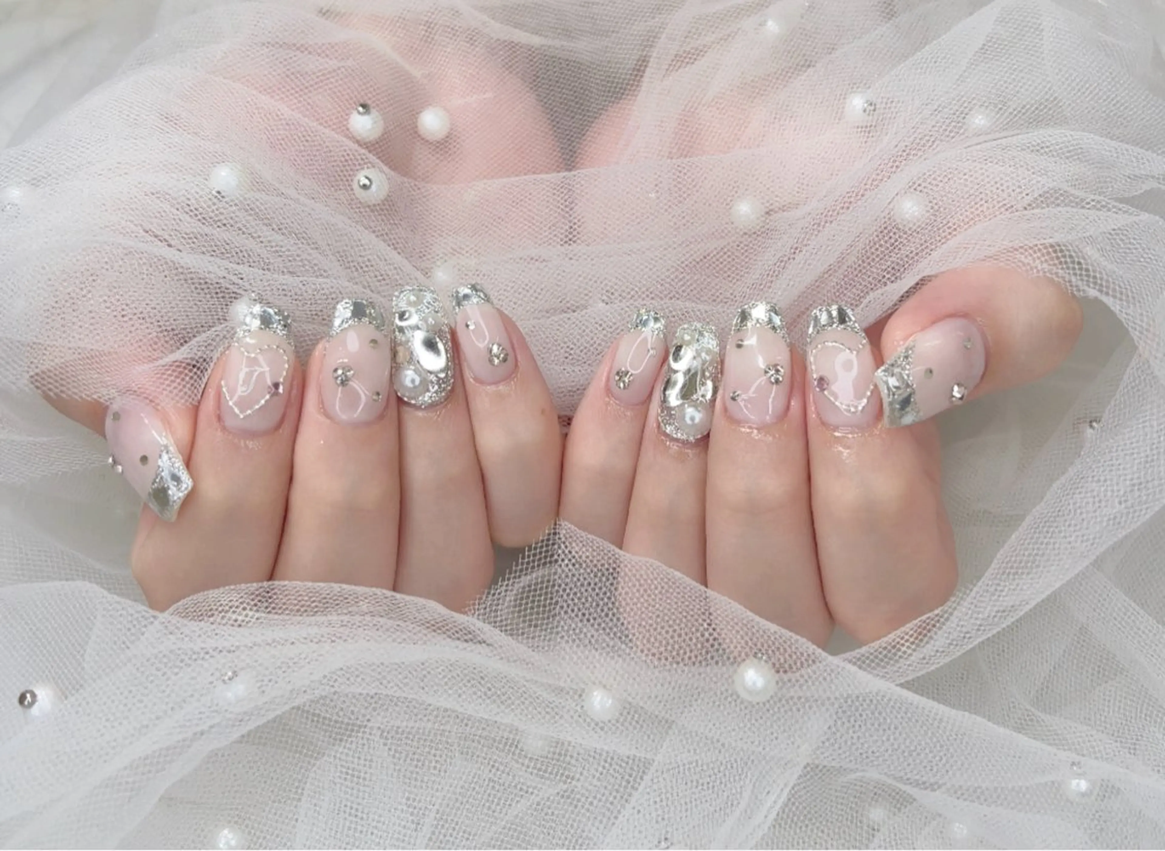 ネイル R nailsalon所属・R salonのネイルデザイン