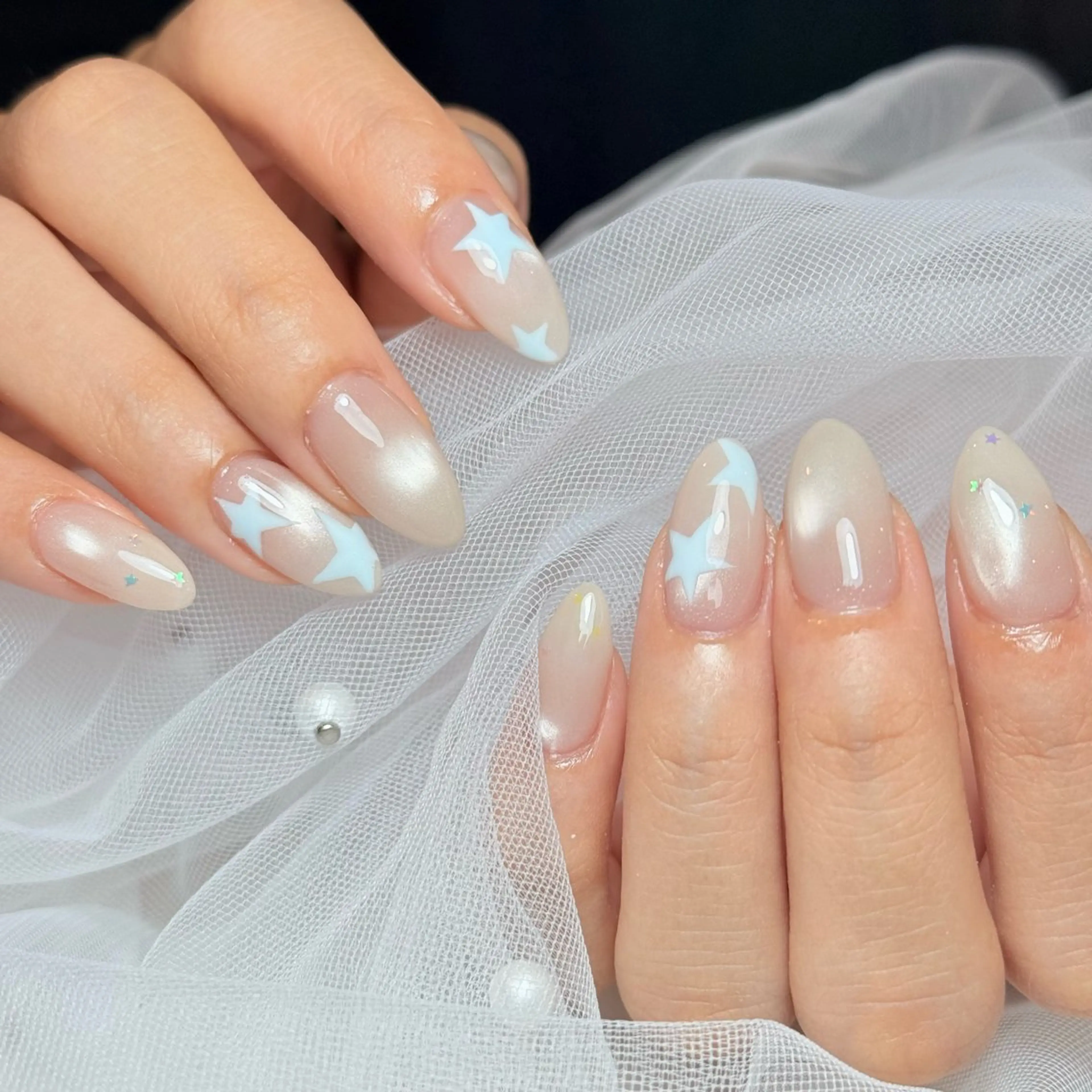 ネイル チークネイル フレンチネイル グラデーション キラキラネイル 韓国ネイル ハンドネイル Risa_ Nailのネイルデザイン