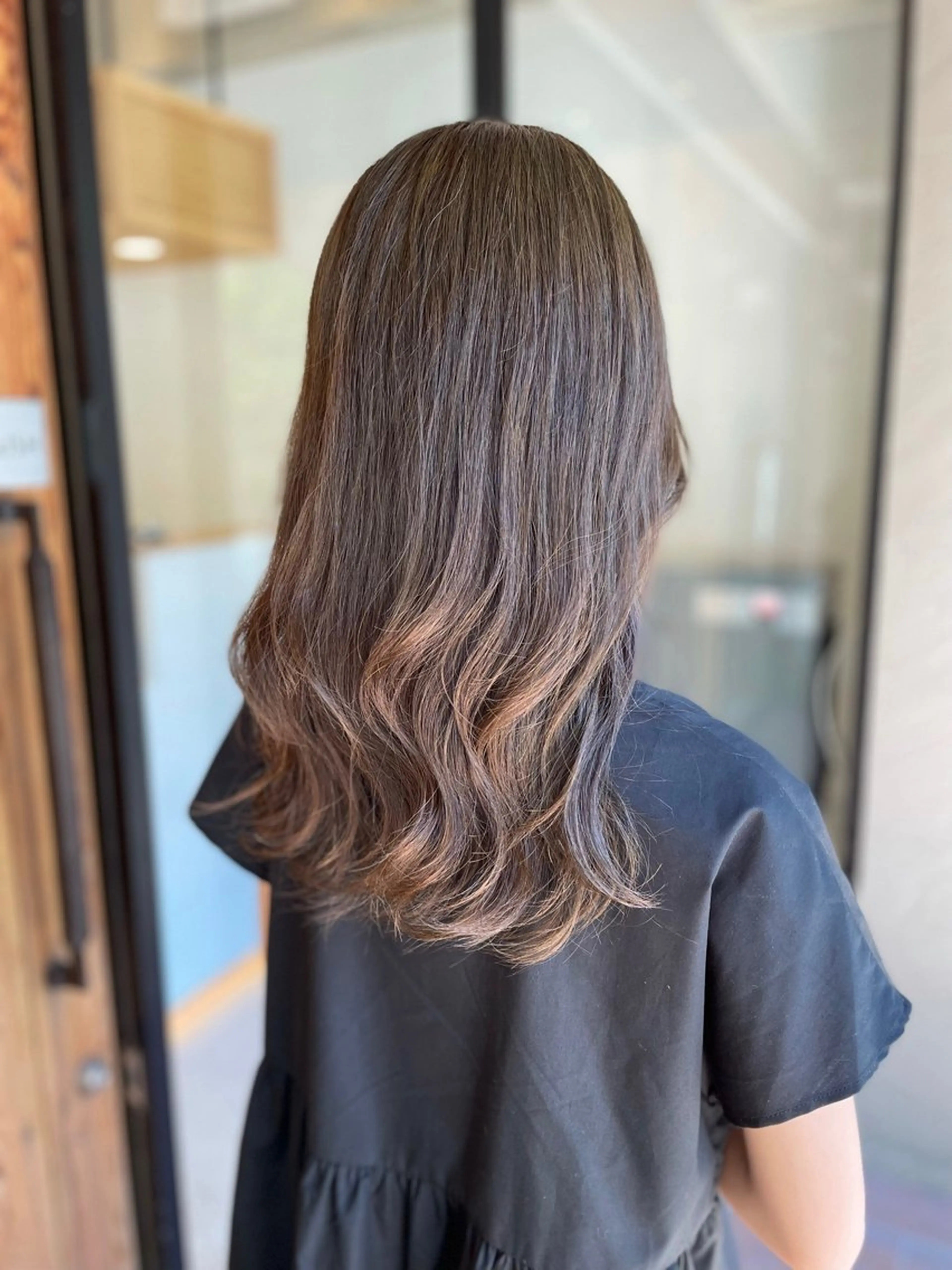 セミロング カラー ヘアカラー 小島 仁美のヘアスタイル