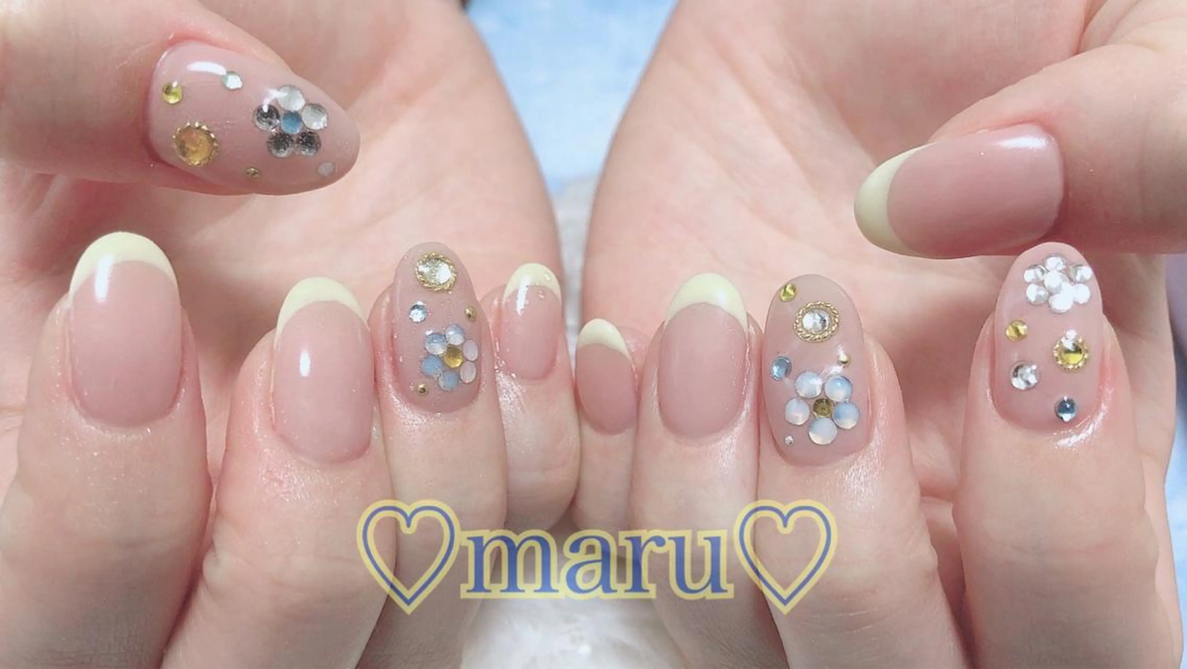 ネイル ハンドネイル フットネイル まるみ ♡のネイルデザイン