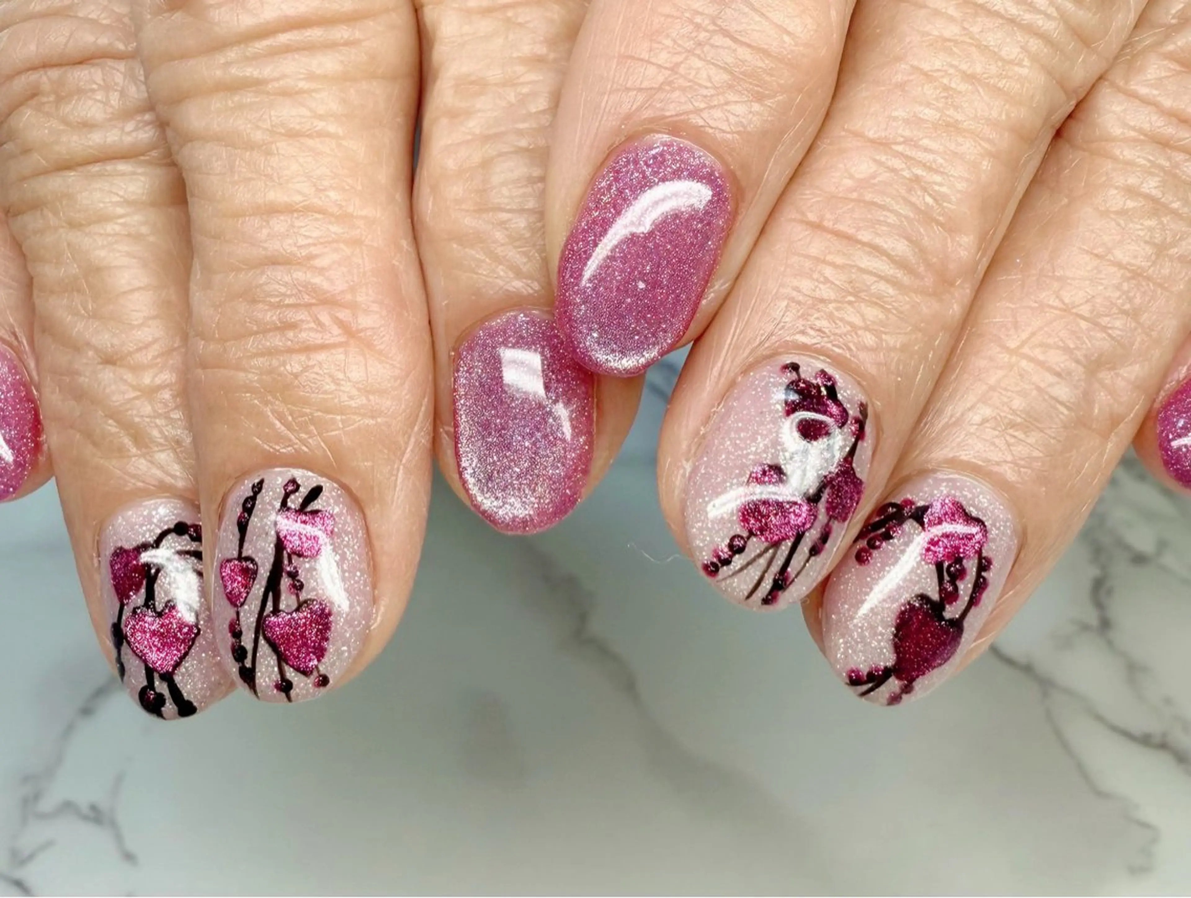 ネイル アートネイル フレンチネイル ハート キラキラネイル マグネットネイル M.N_ nailのネイルデザイン