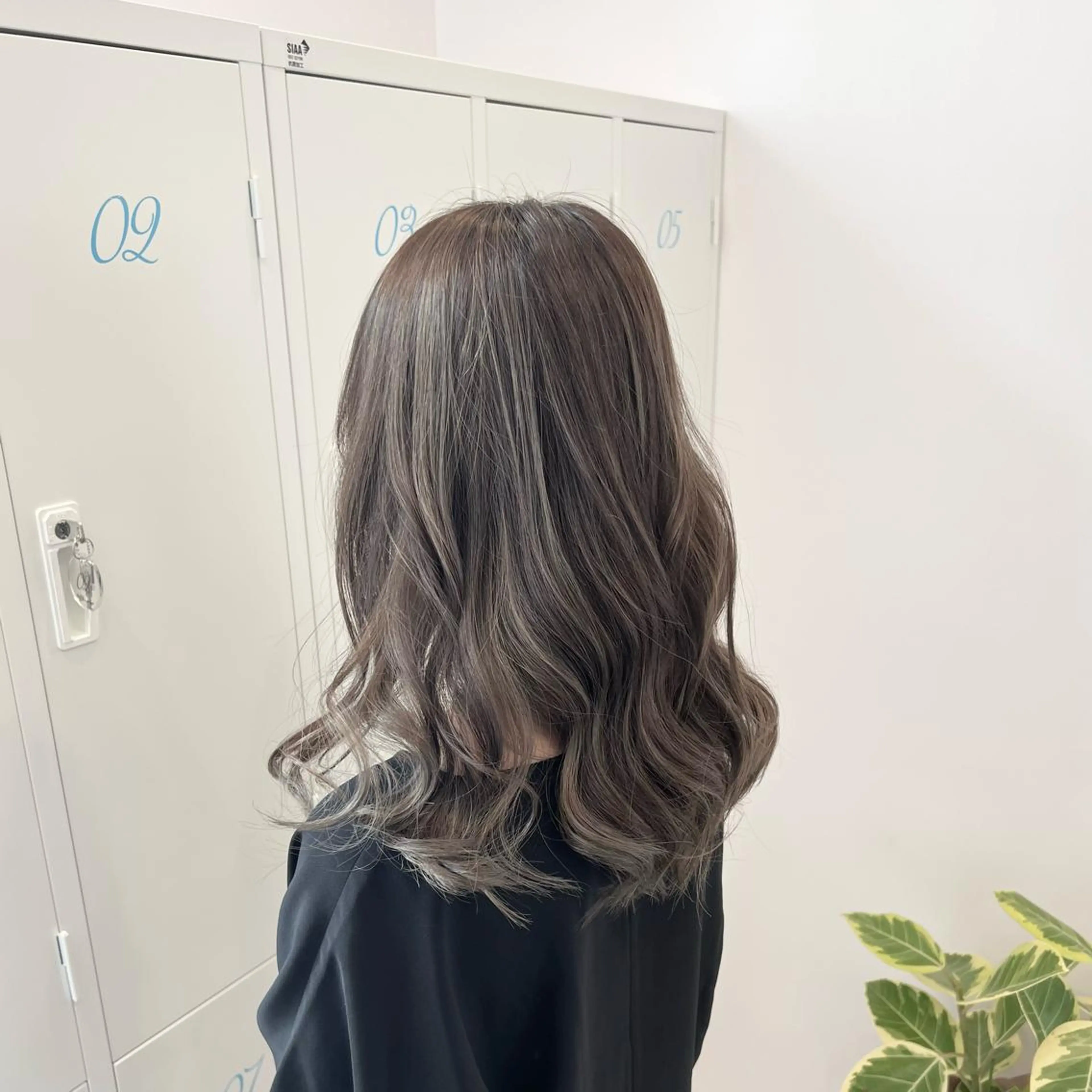 ミディアム カラー パーマ ヘアアレンジ メンズ キッズ ネイル マツエク・マツパ アイブロウ HAIR SALON MIST所属・阪神尼崎徒歩1分 半個室サロン　小田稔のヘアスタイル
