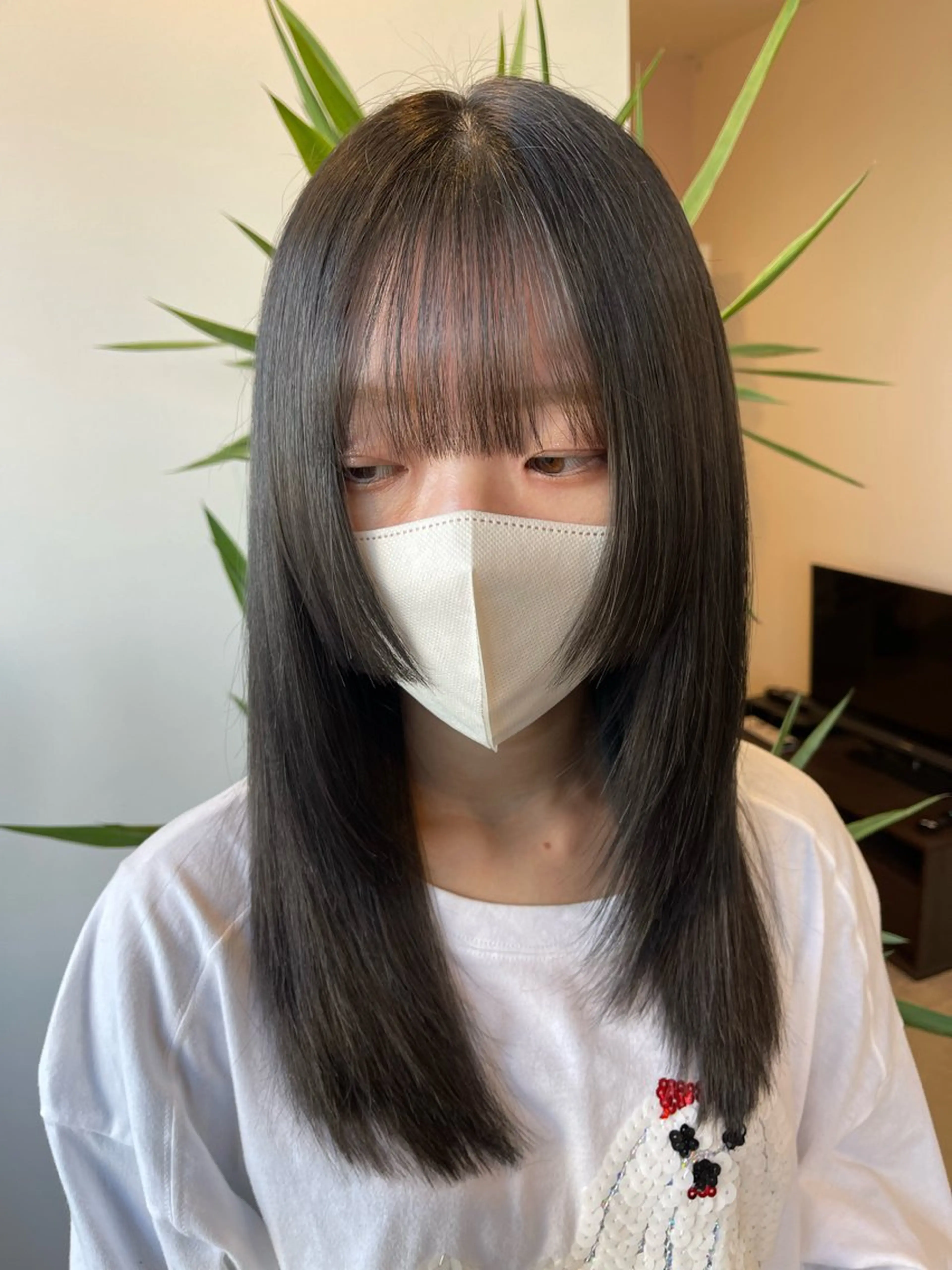 ミディアム カラー カット ヘアカラー トリートメント Che'ri所属・髪質改善特化 Takakiのヘアスタイル