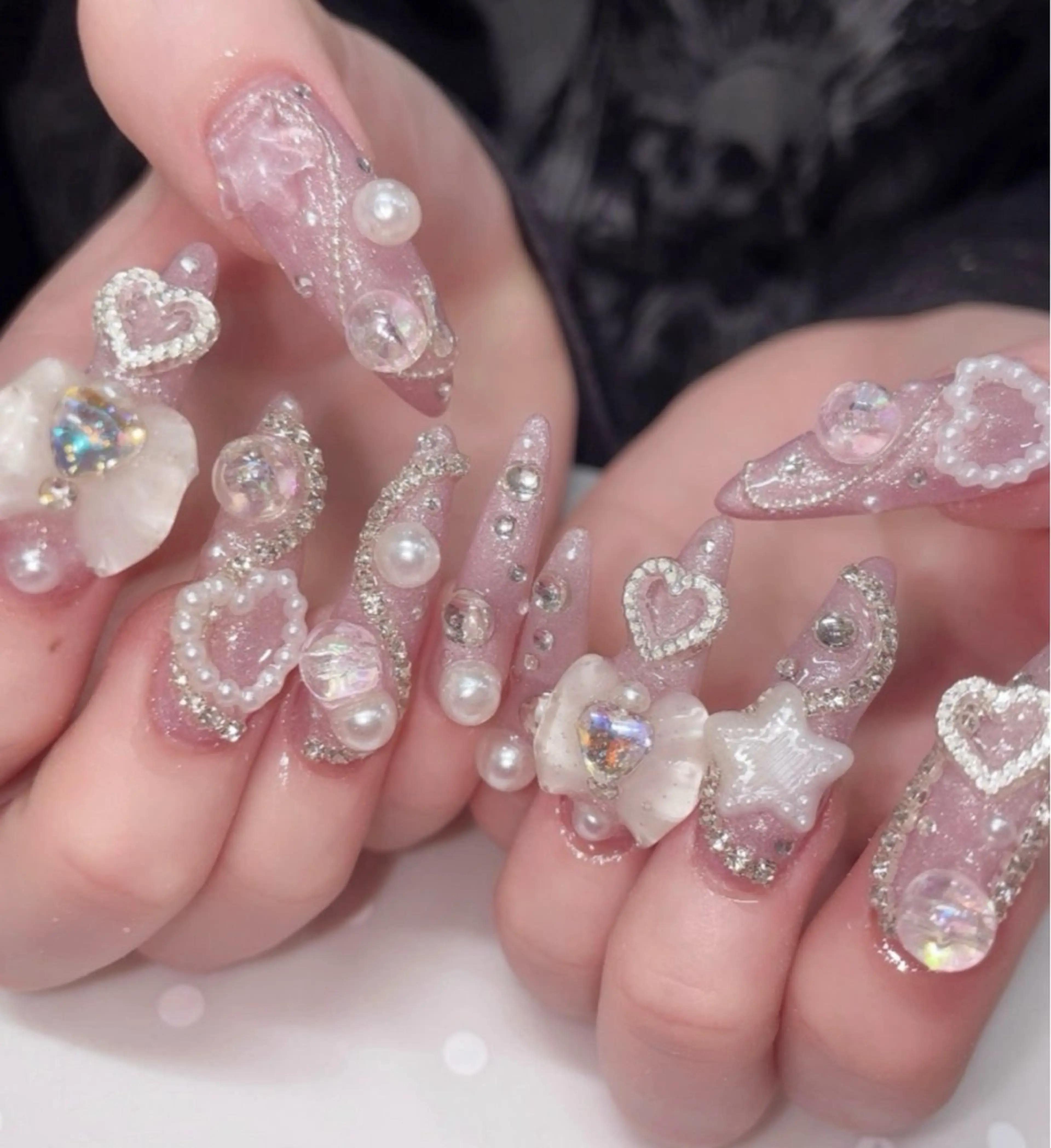 セミロング ハンドネイル Pio Mielのネイルデザイン
