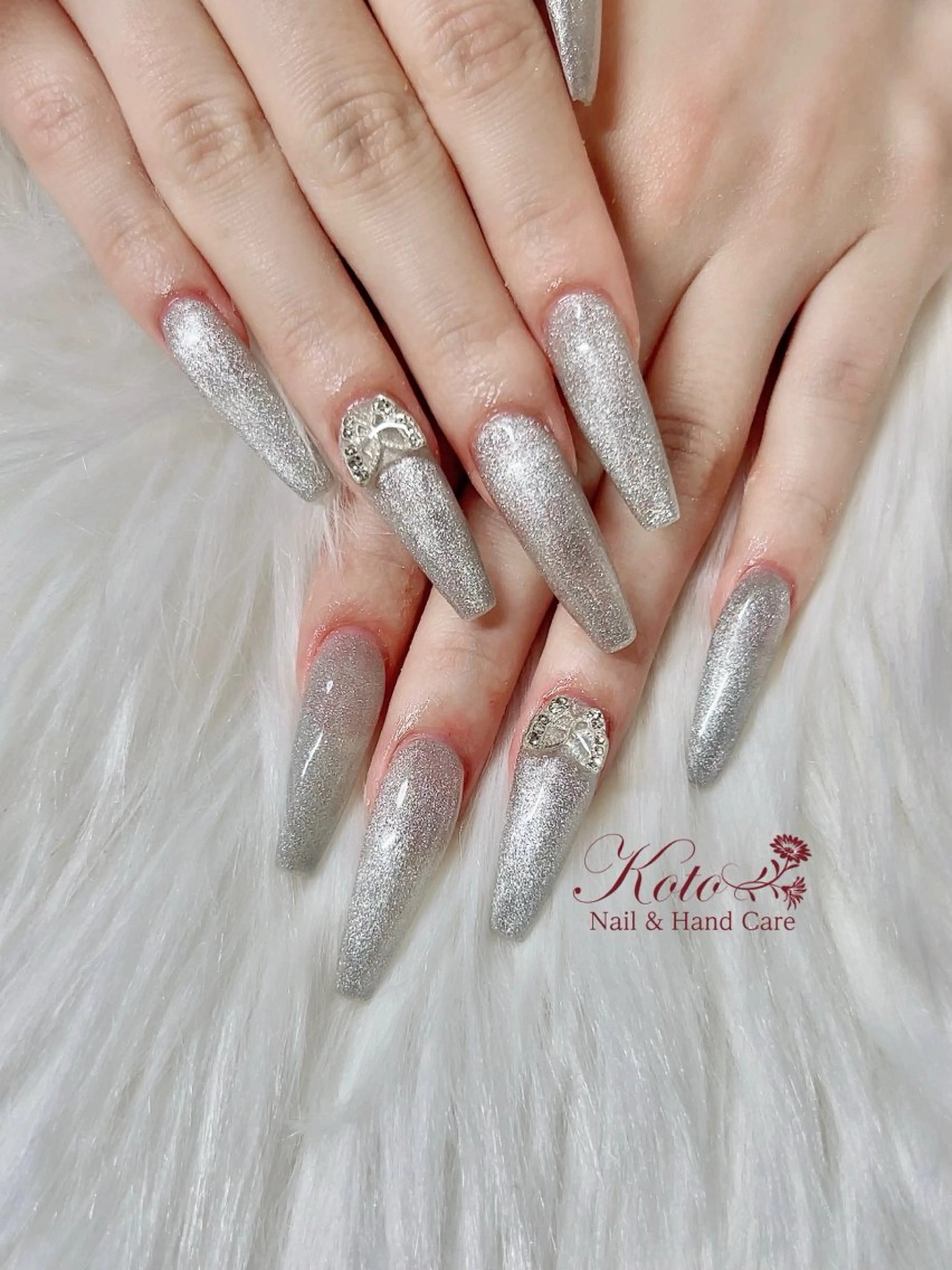 ネイル 長さ出し ジェルネイル 持ち込み ニュアンスネイル 赤色 ハンドネイル Nail Salon KOTOのネイルデザイン