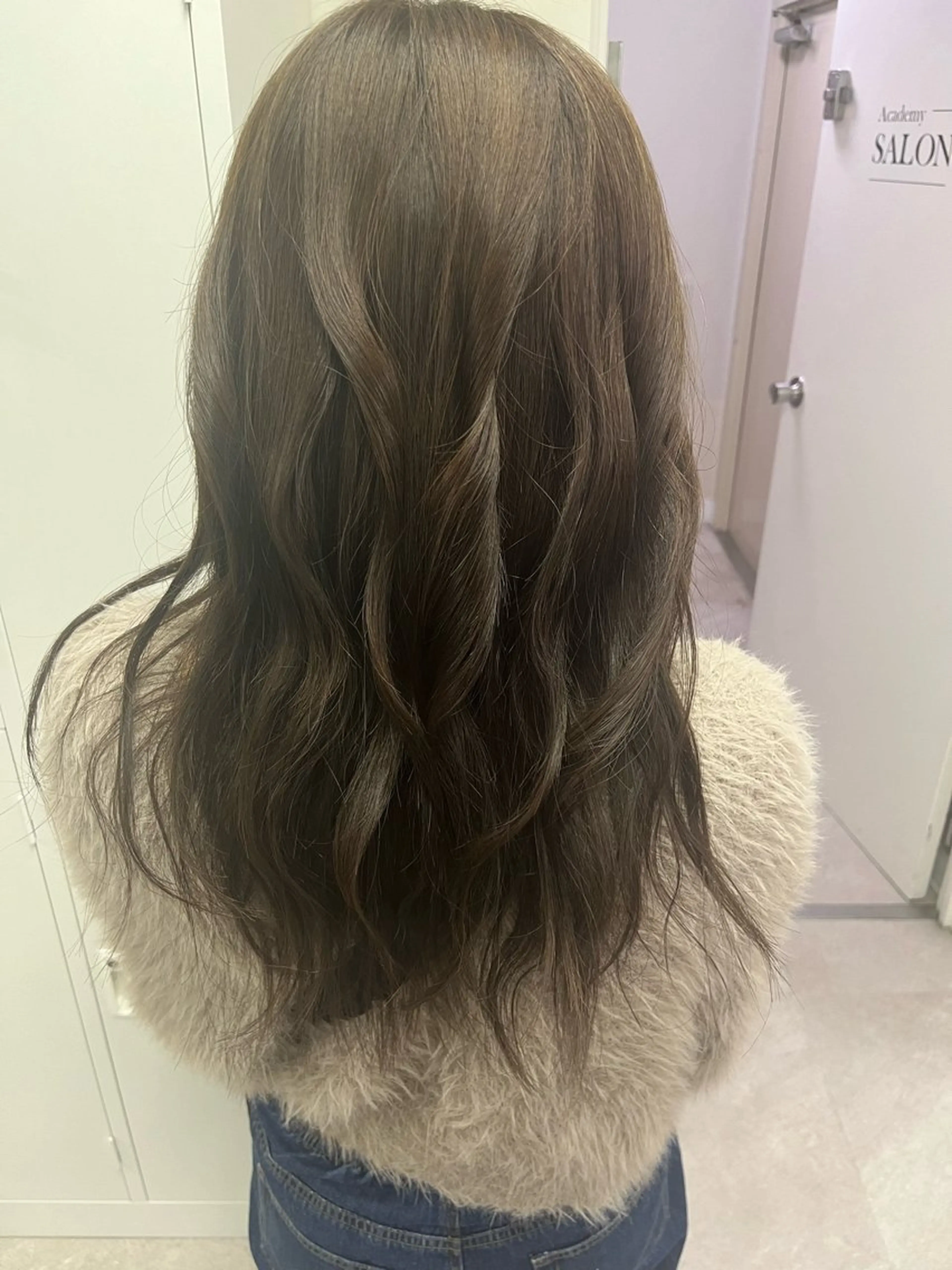 ロング カット ヘアカラー 吉松 大輝のヘアスタイル
