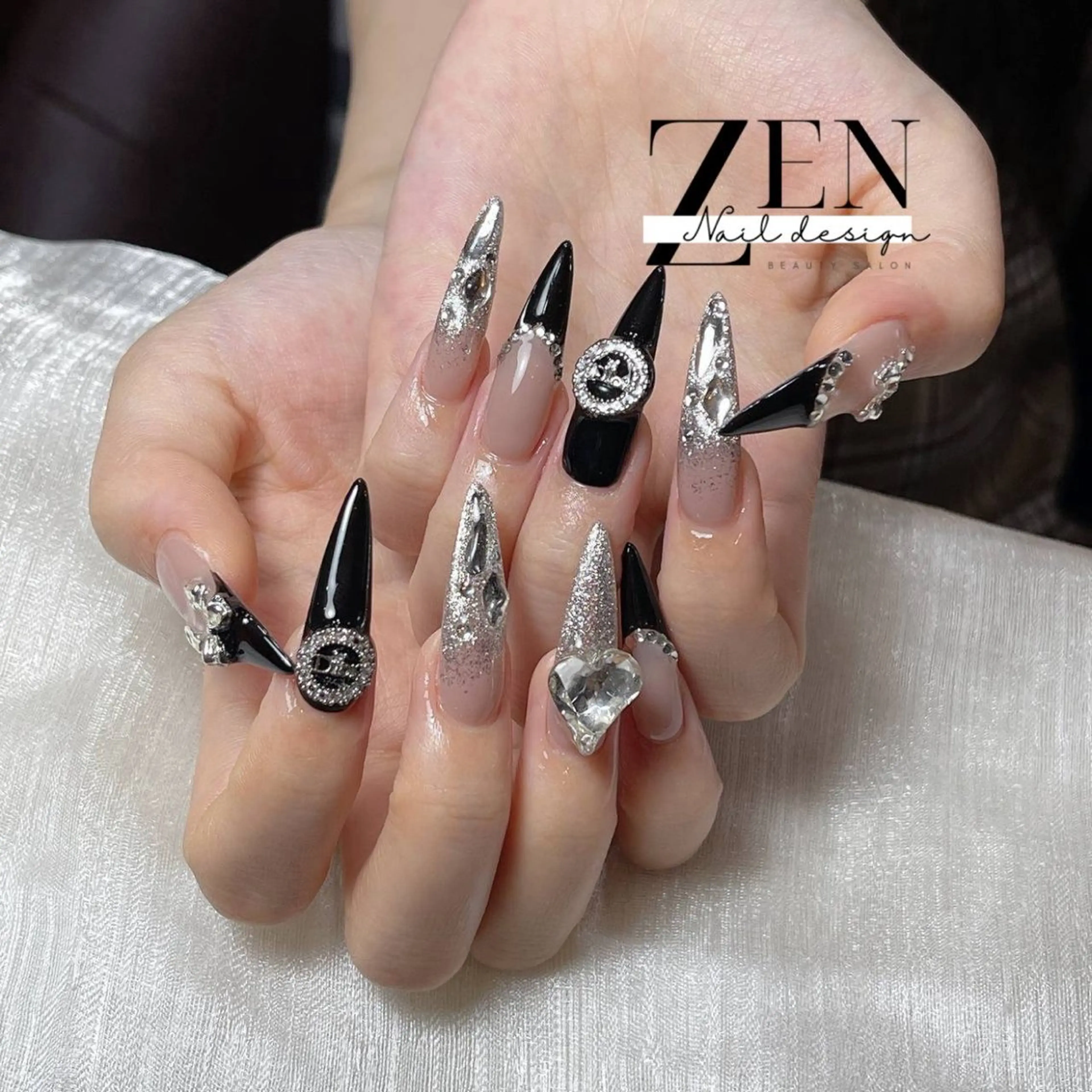 ネイル 持ち込み スカルプネイル ネイルチップ ハンドネイル Zen Nail Designのネイルデザイン