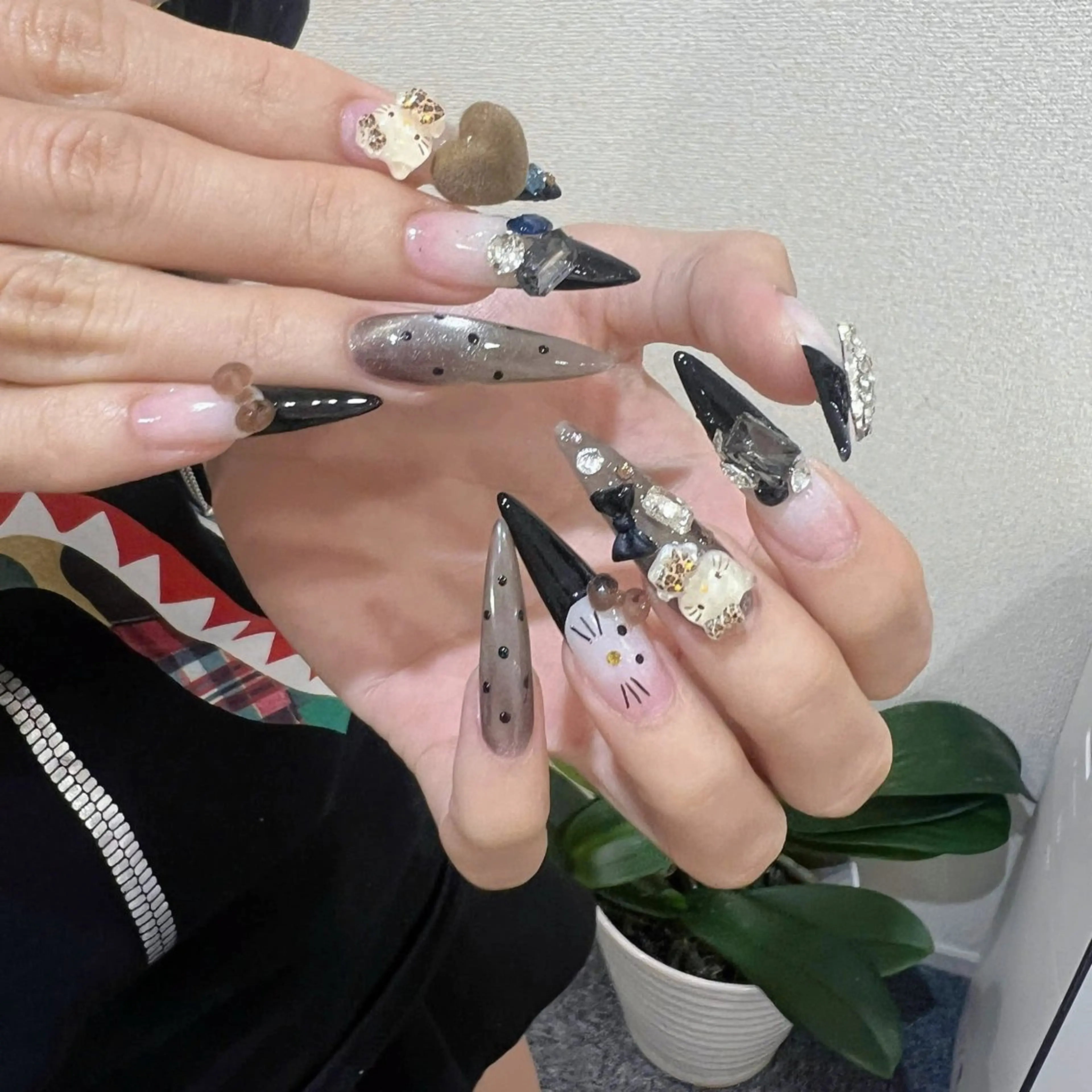 ネイル アートネイル 長さ出し フレンチネイル ジェルネイル グラデーション ハンドネイル NAILS BAR SHINJUKUのネイルデザイン