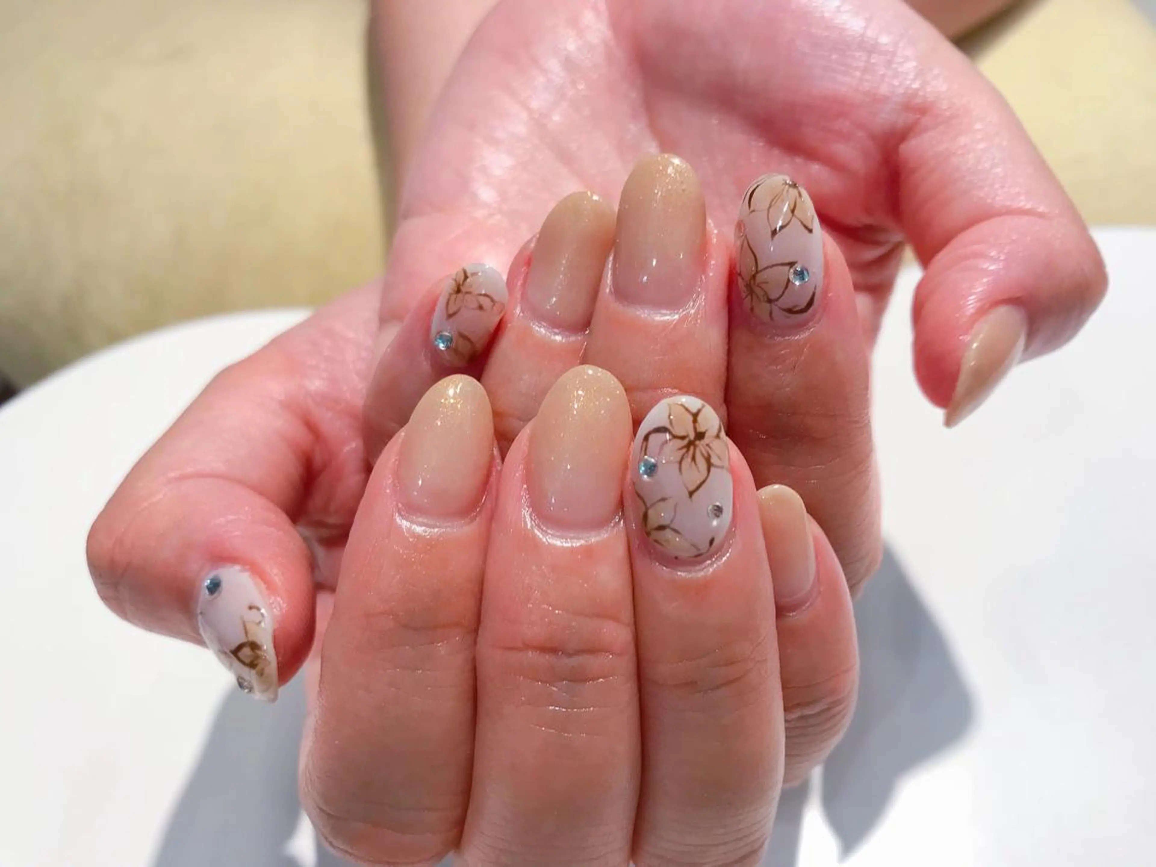 ネイル ハンドネイル sode shioriのネイルデザイン