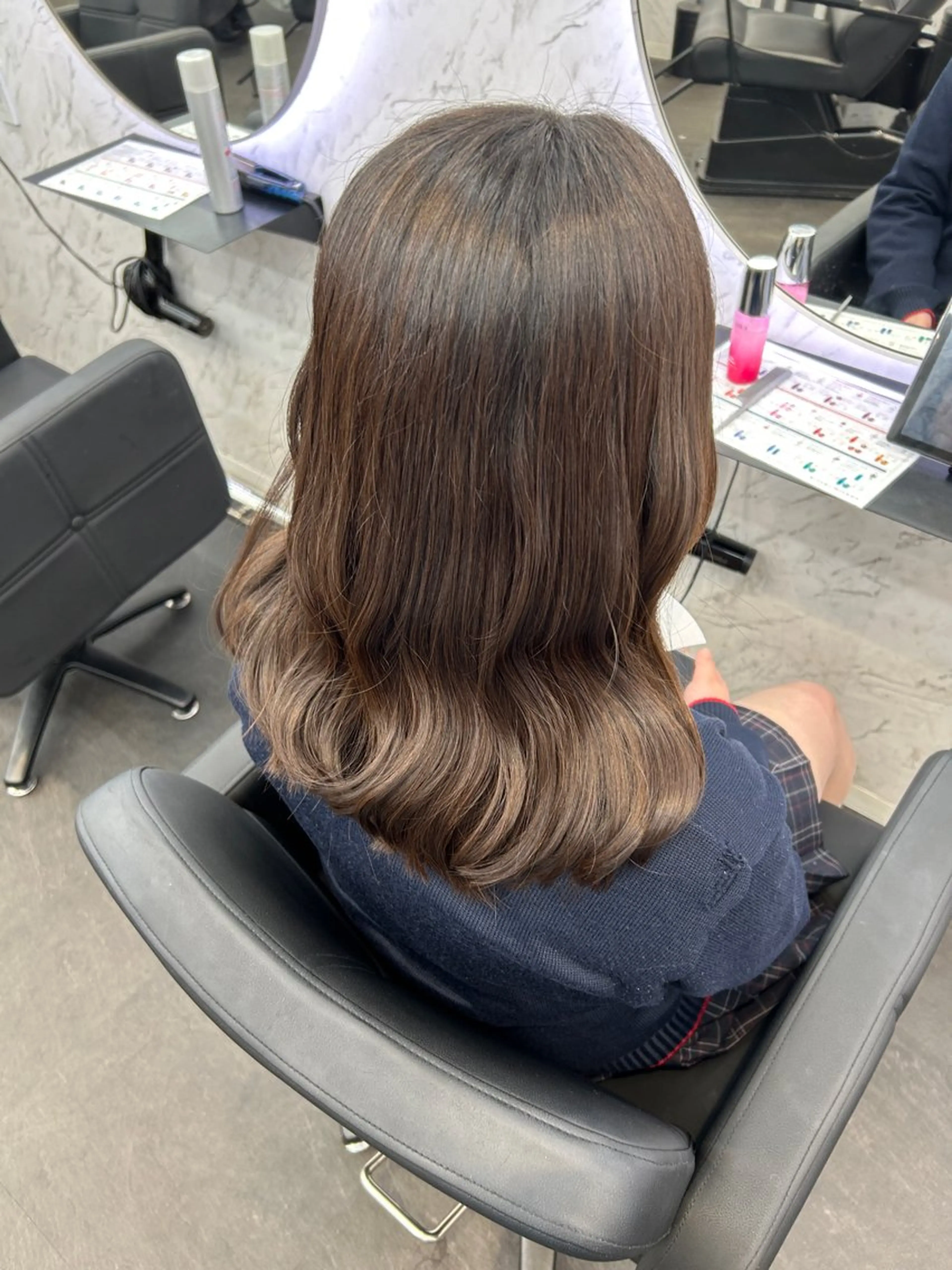 セミロング トリートメント トリートメント 韓国艶カラー 🇰🇷💎MIUのヘアスタイル