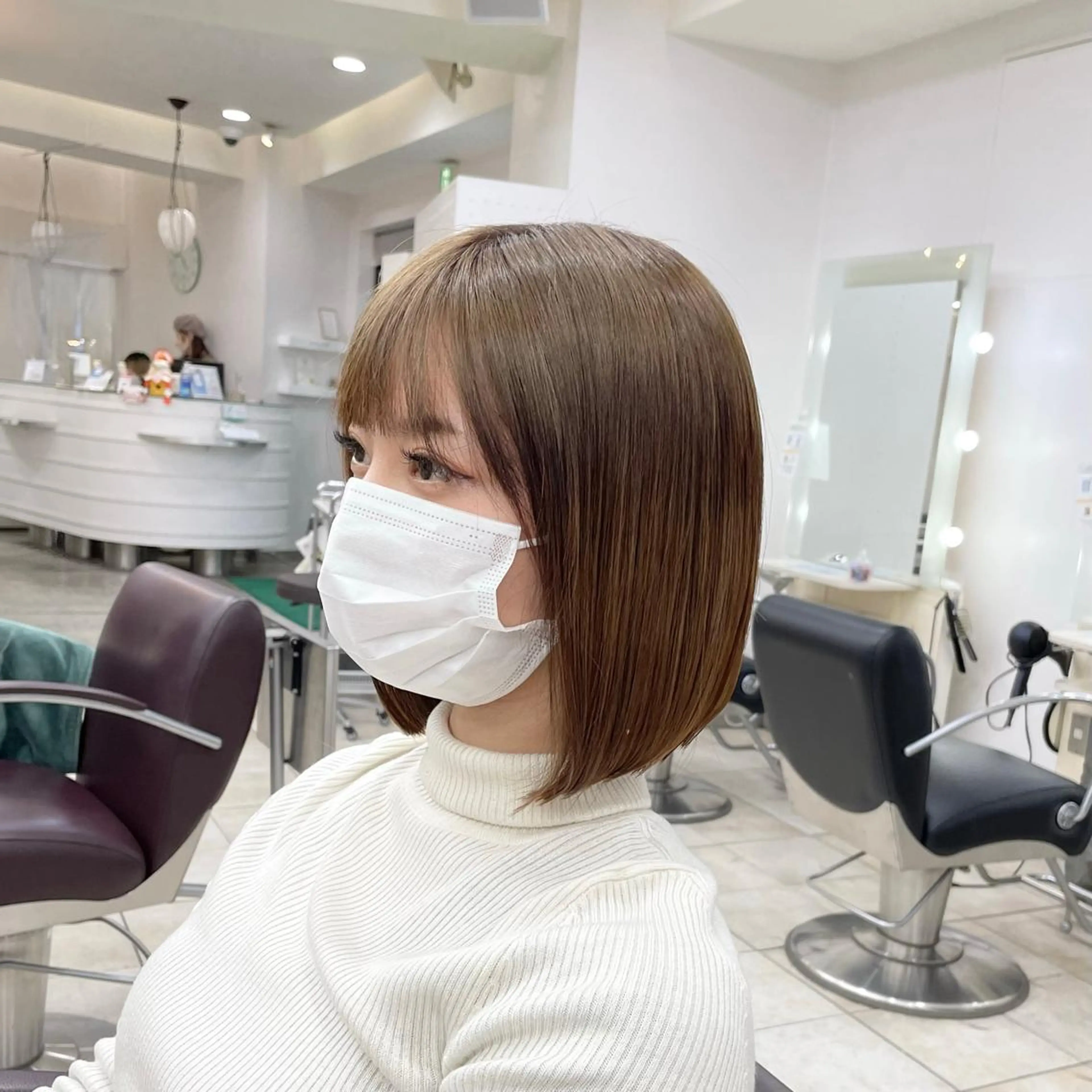 ミディアム ボブ 顔周りカット ハイライト 髪質改善 韓国風ヘア カット 縮毛矯正 新宿/韓国レイヤー/ 髪質改善/佐藤航のヘアスタイル