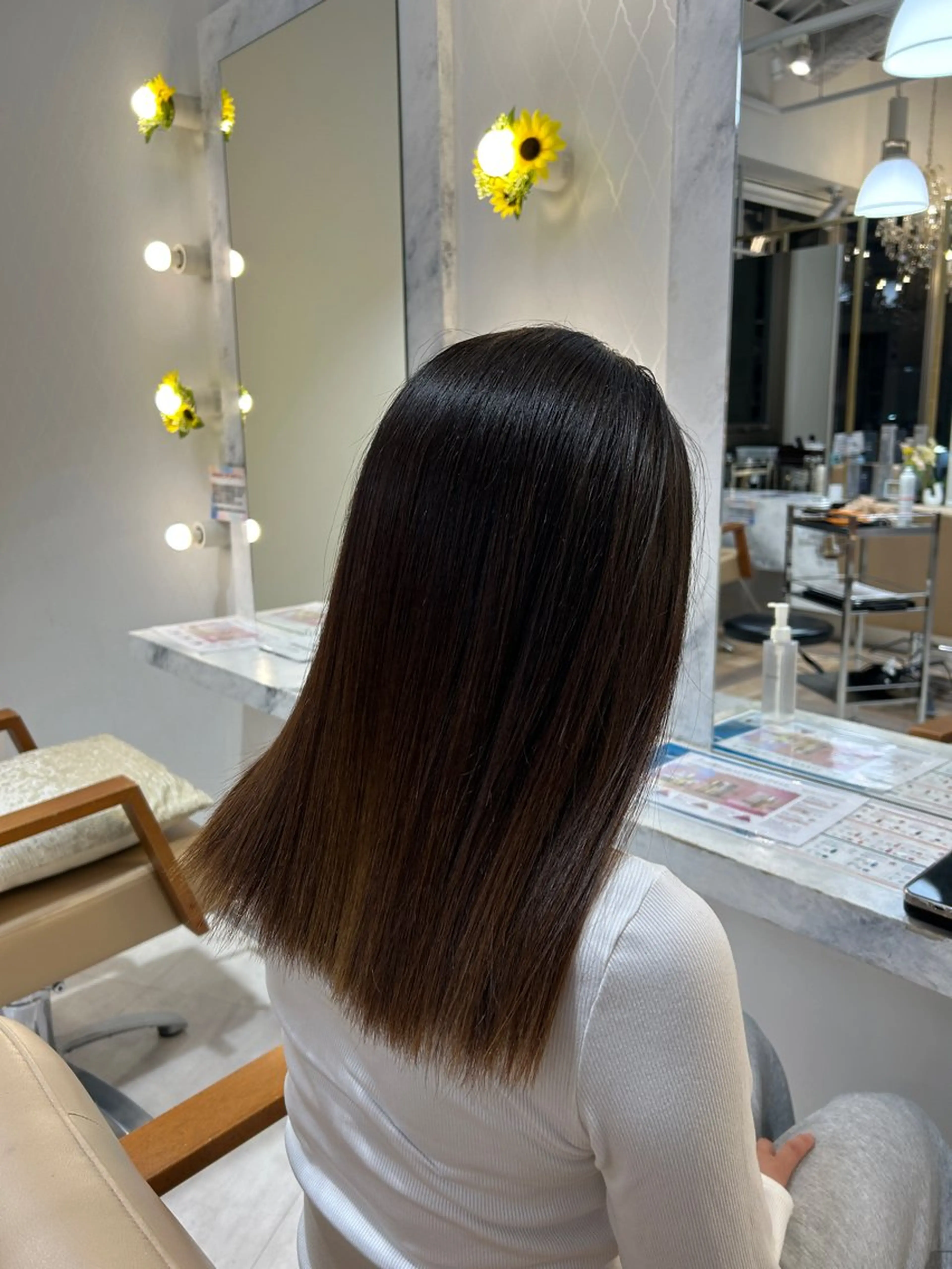 セミロング 縮毛矯正 Yuu/髪質改善 デザインカラーのヘアスタイル