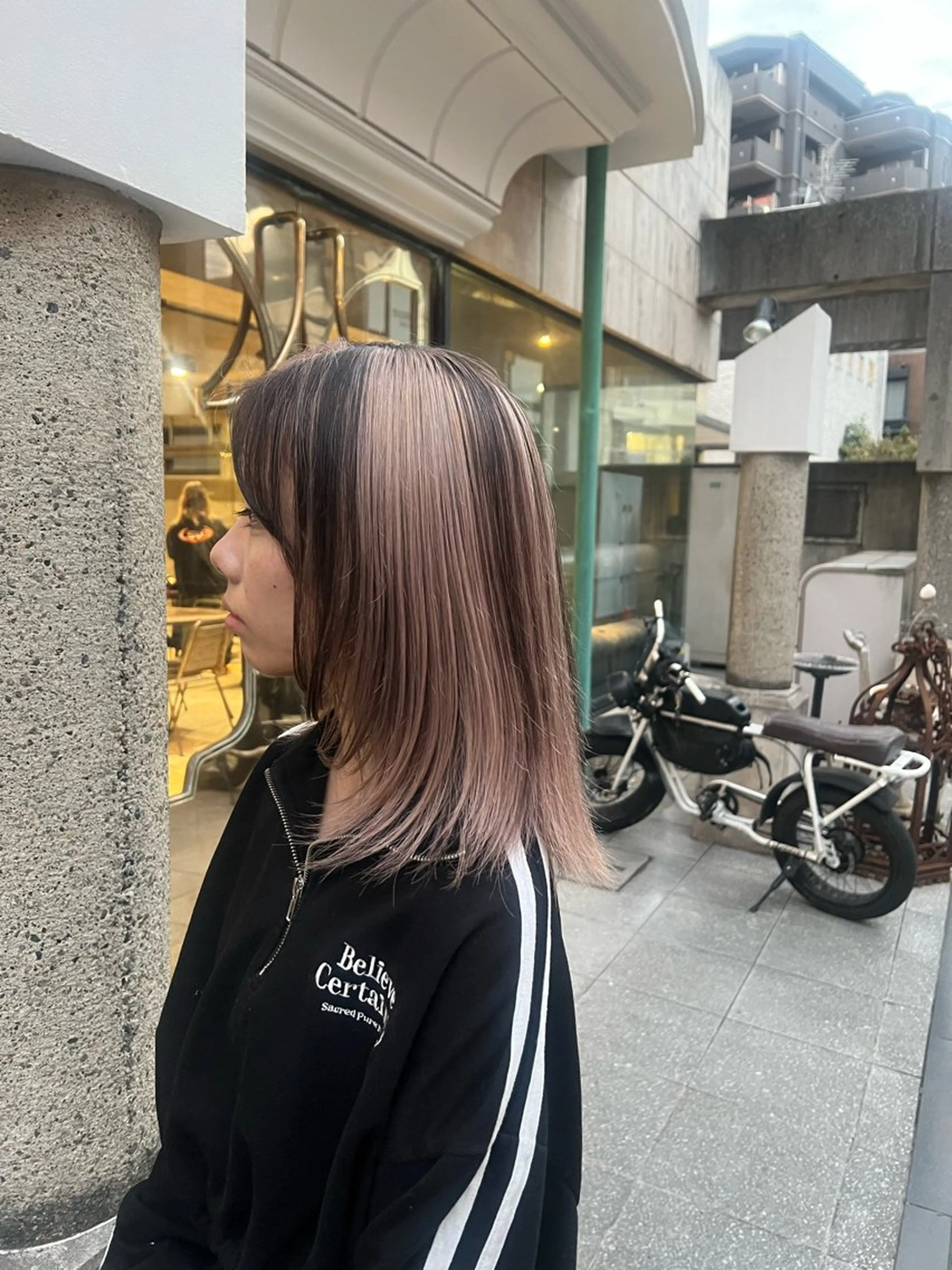 ミディアム カラー カット ヘアカラー トリートメント ハイトーン/艶カラー 🌿KANTA🌿のヘアスタイル