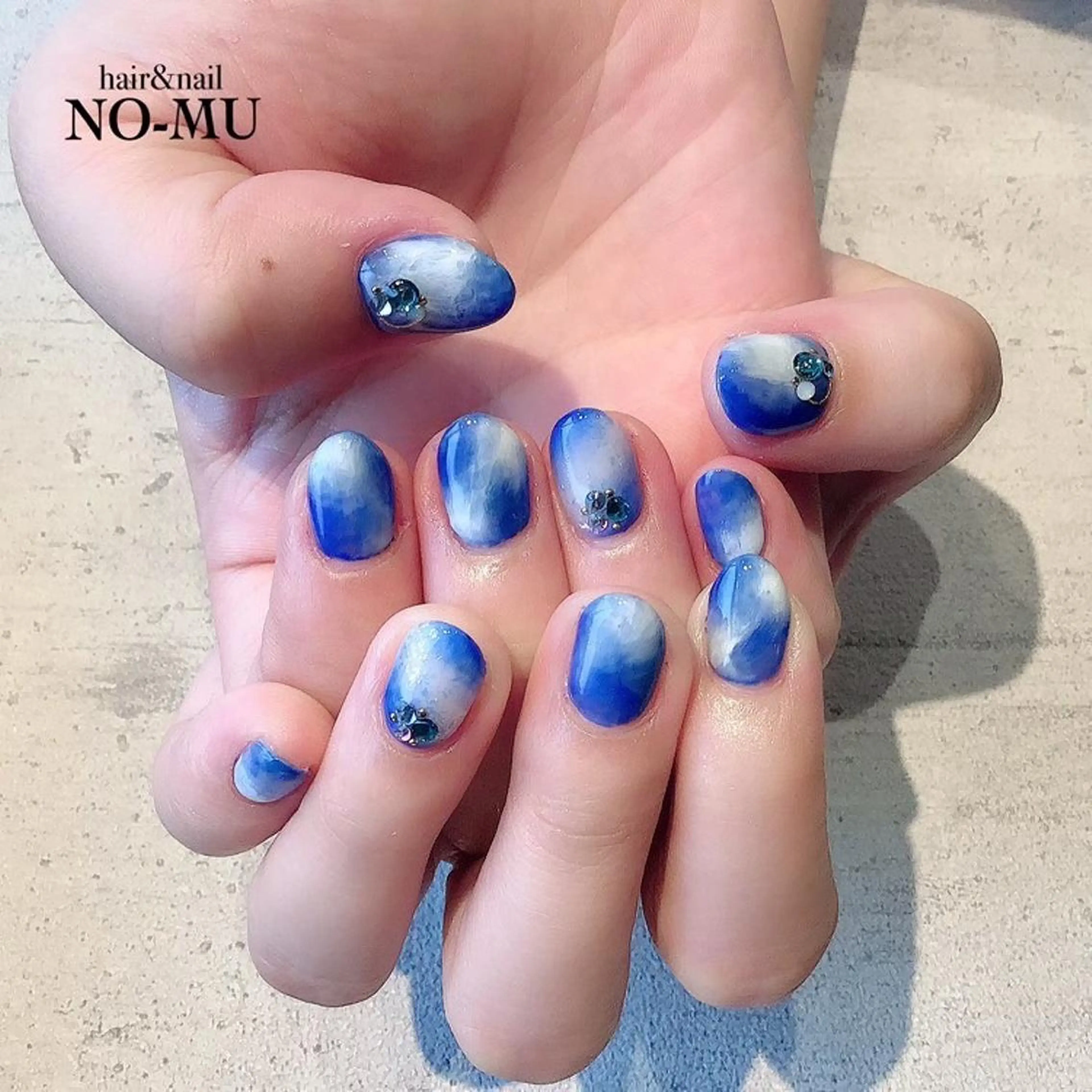 ネイル ブルー ハンドネイル hair＆nail NO-MU所属・hair＆nail NO-MUのネイルデザイン