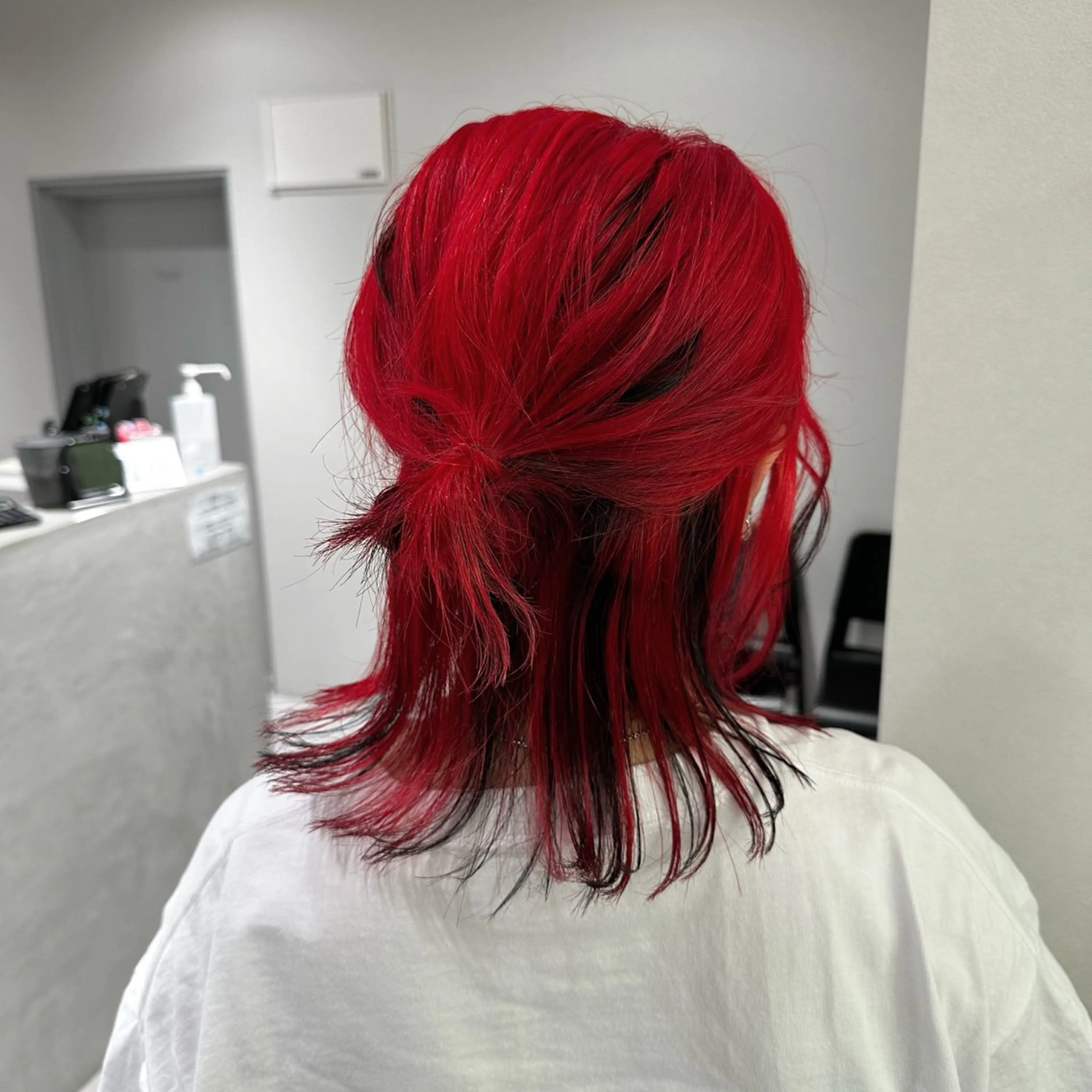 ミディアム カラー ate.心斎橋 RYUKAのヘアスタイル