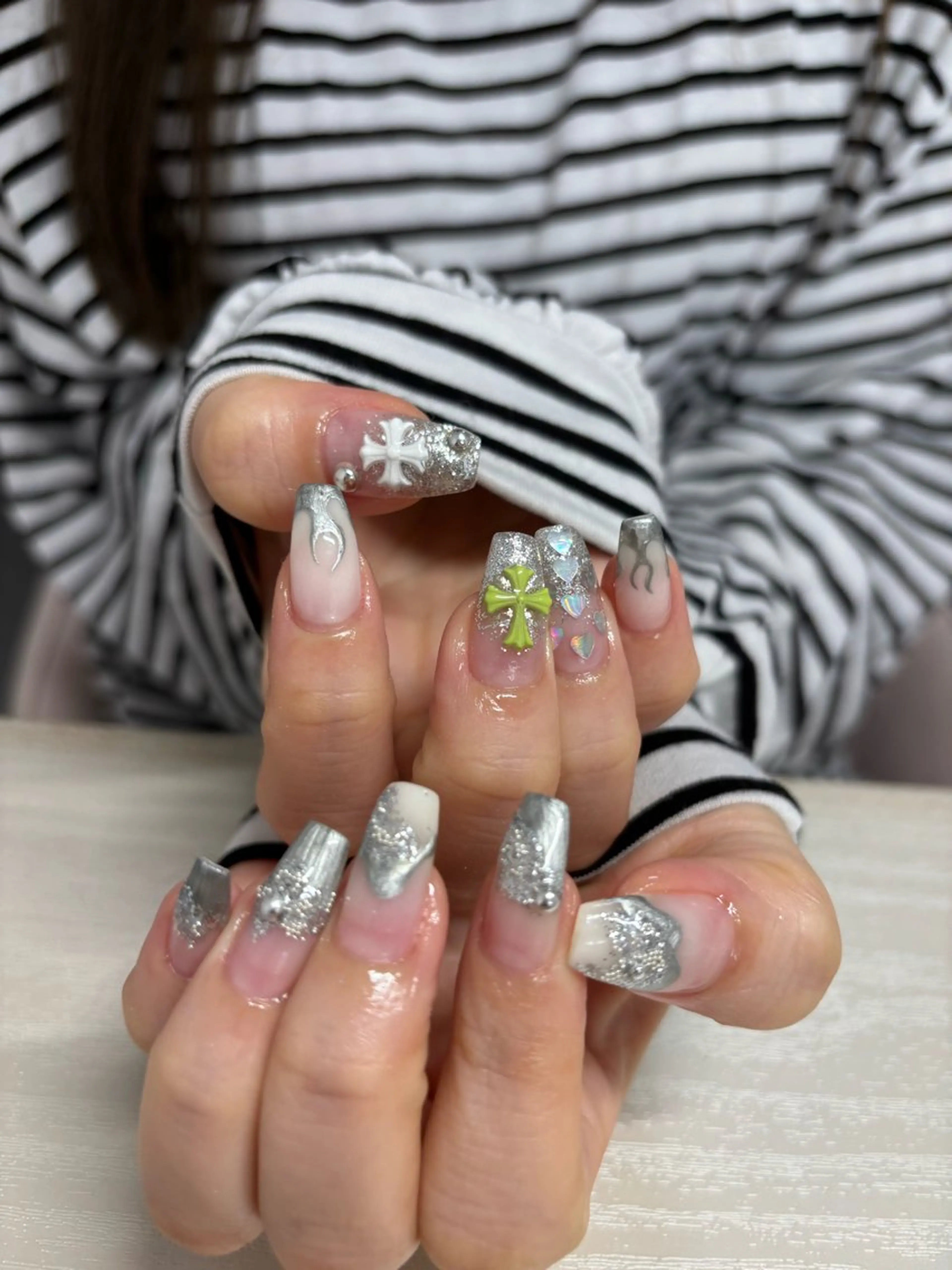 ネイル I P'ink nail salon所属・I pinknail 韓国風·持ち込み専門のネイルデザイン