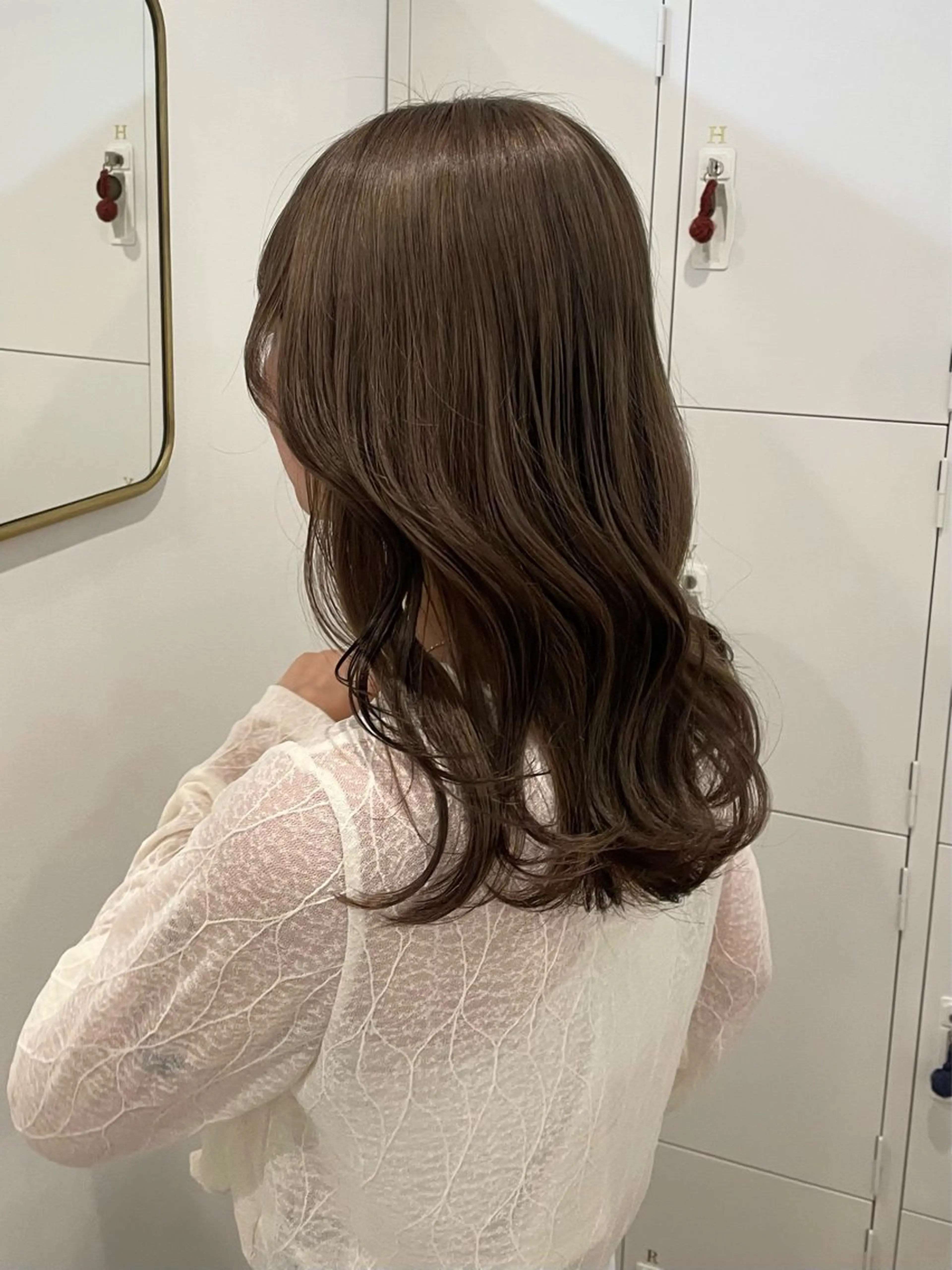 ロング カラー canon/ベージュ /透明感カラーのヘアスタイル