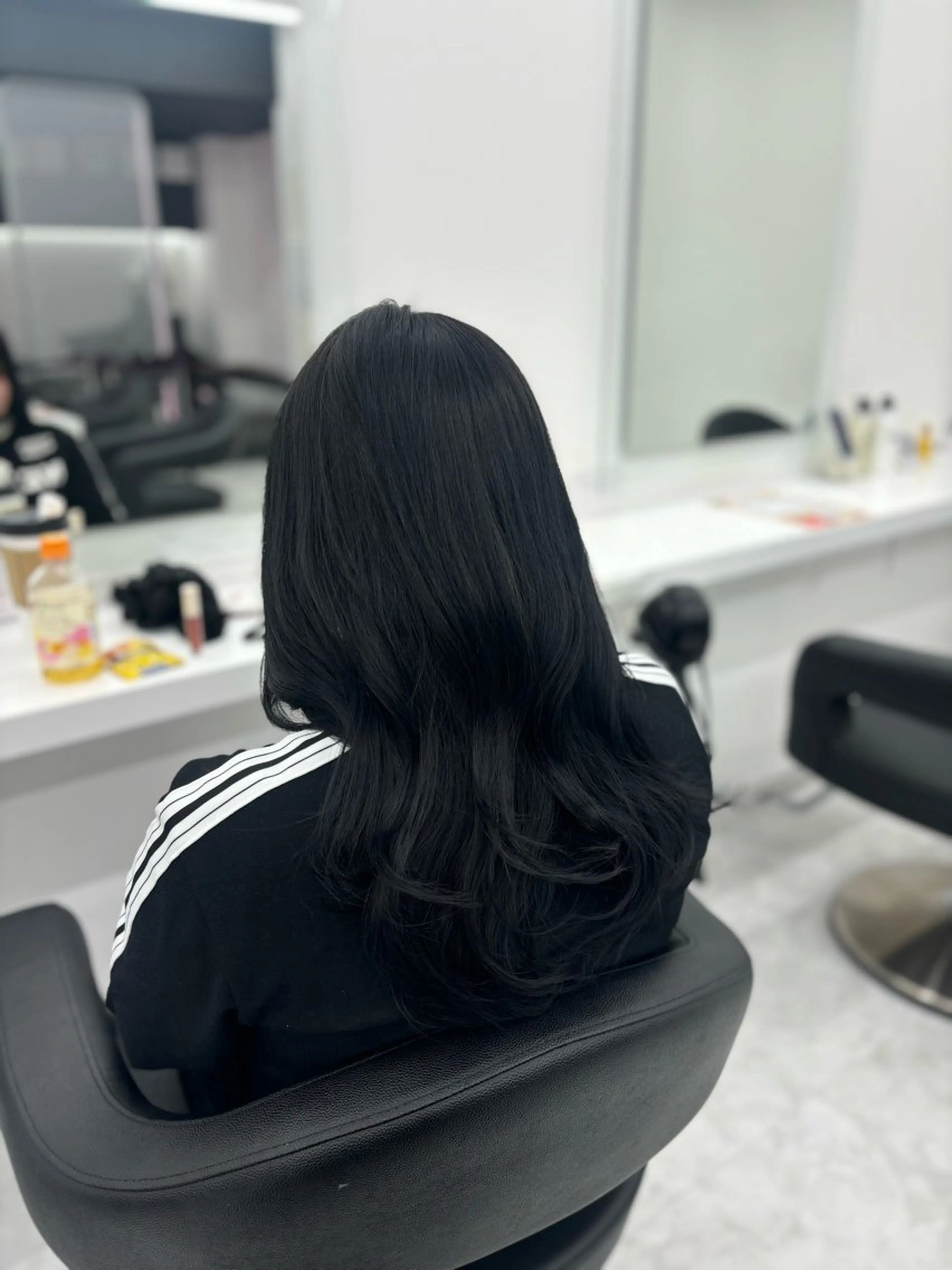 セミロング カラー ヘアカラー トリートメント 🤍レイヤー/顔周り 暖色hirari🤍のヘアスタイル