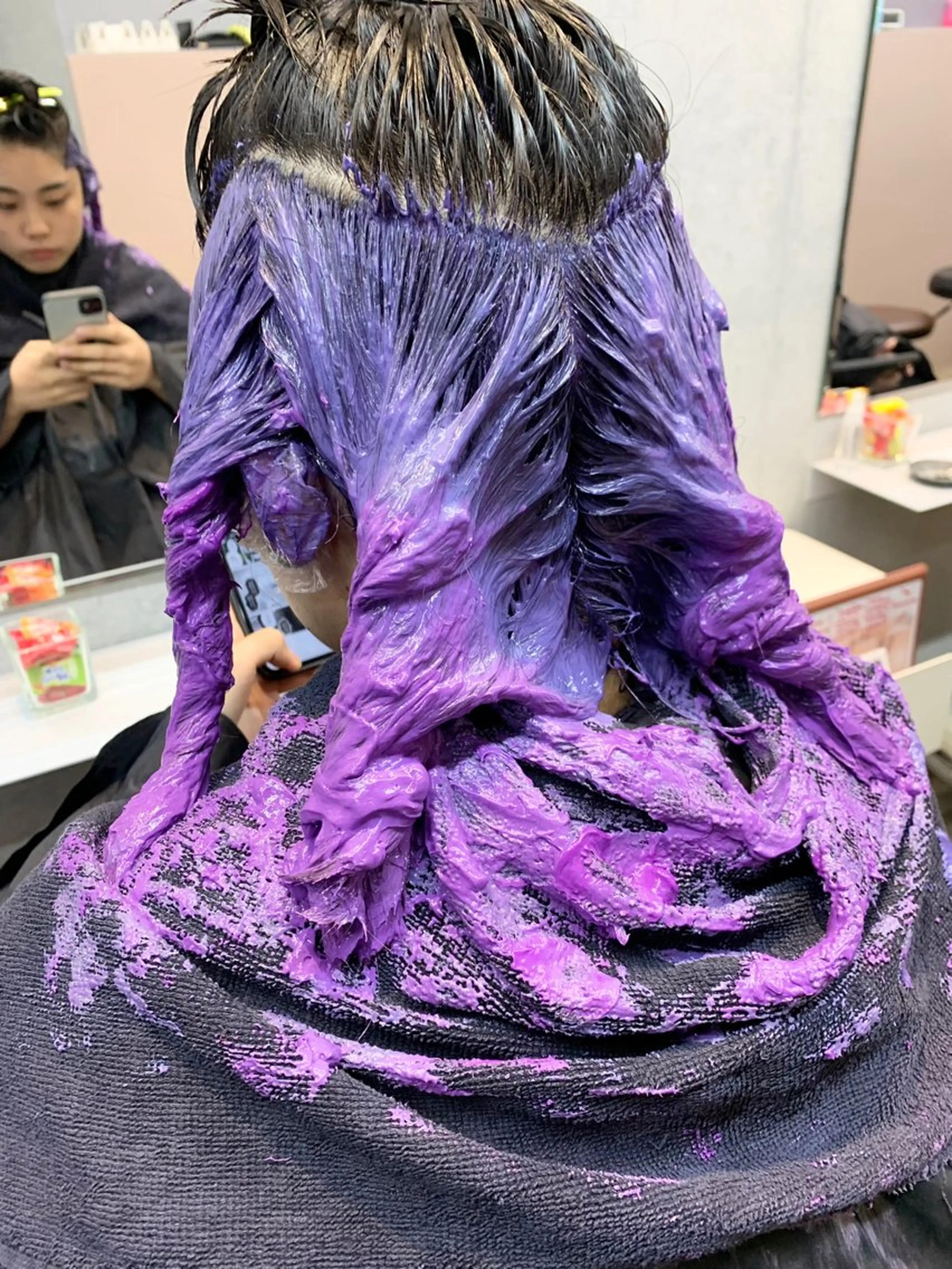 カラー ルーツカラー/ レイヤーカット/井川のヘアスタイル