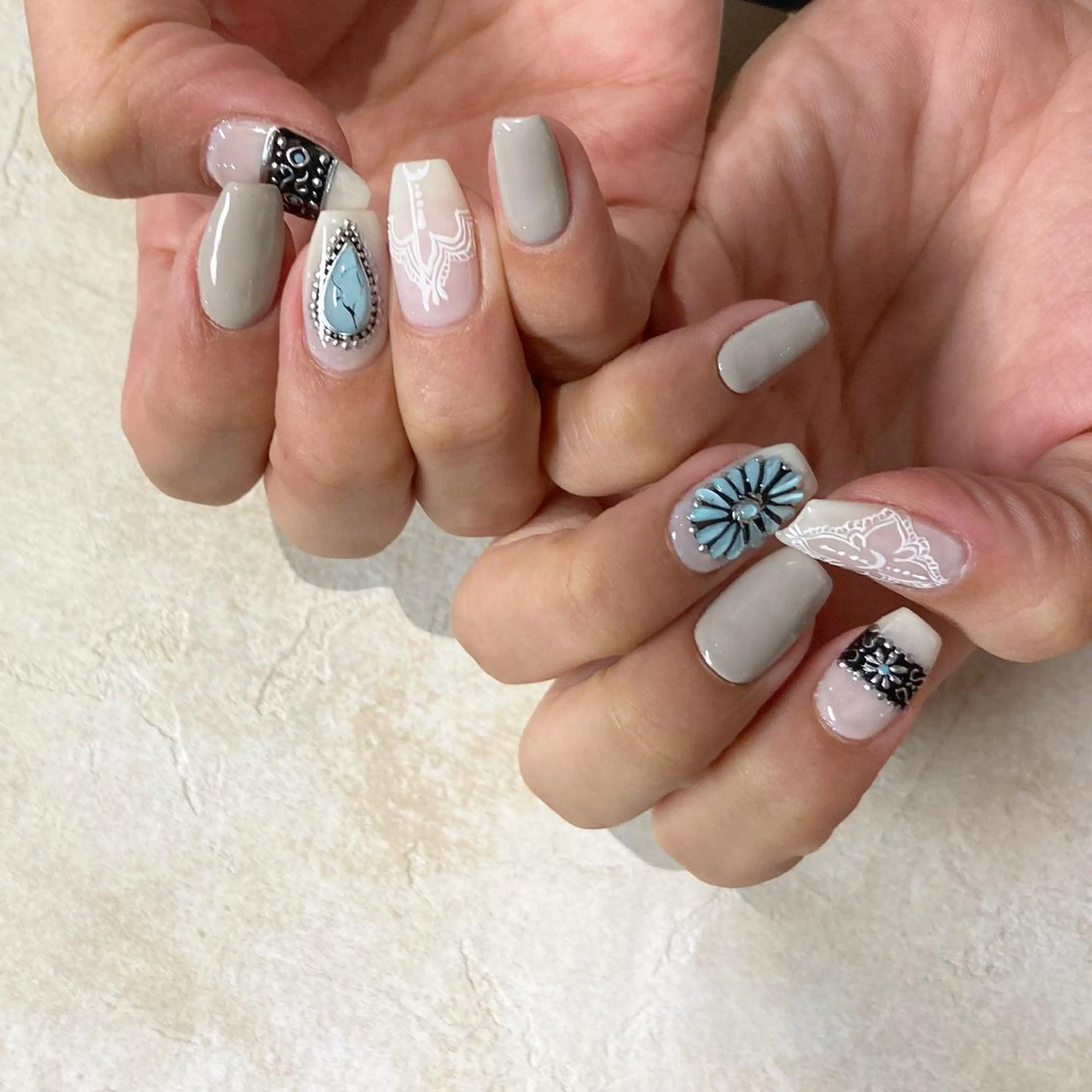 ネイル 夏ネイル crestnail所属・小林 束紗のネイルデザイン
