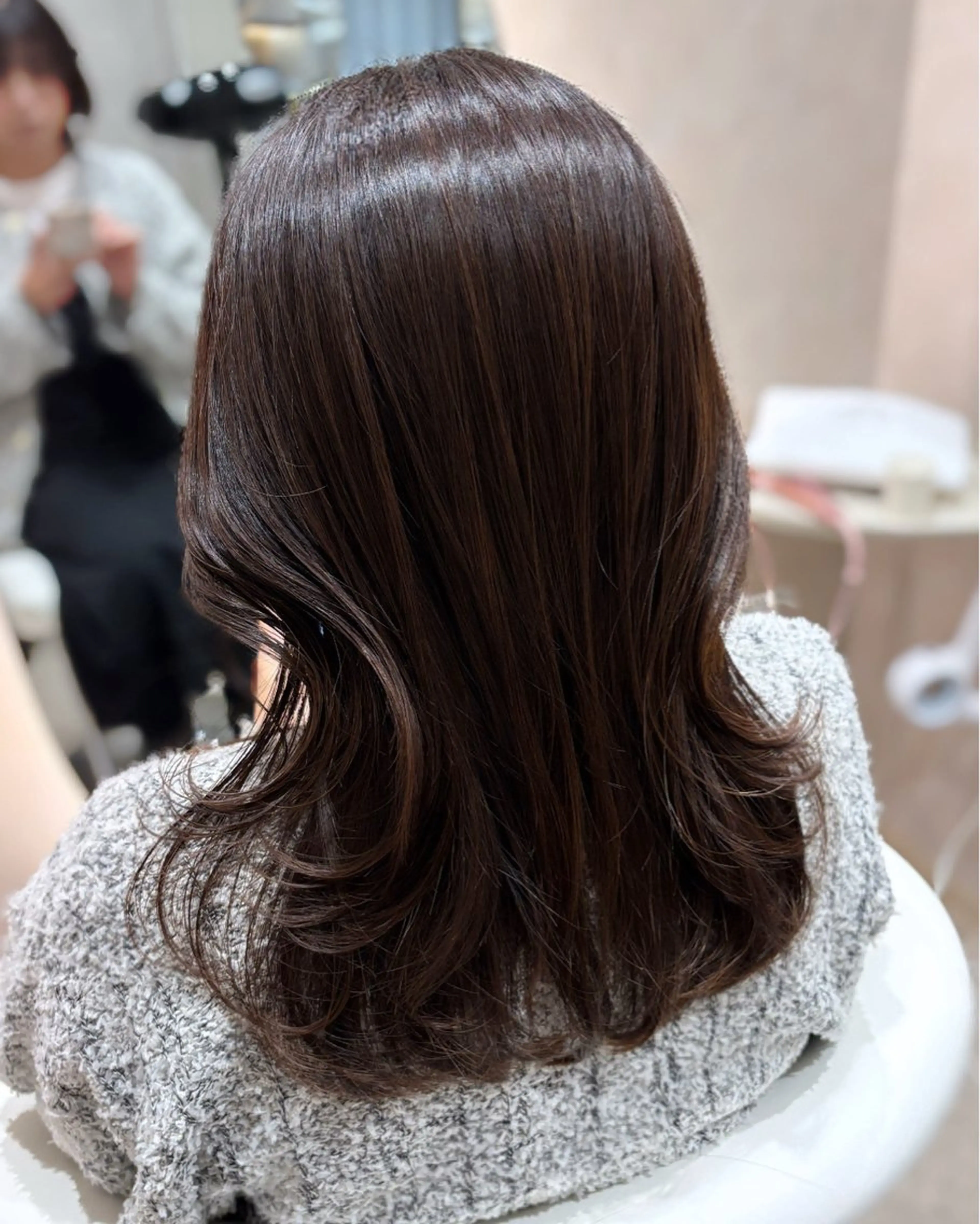 ミディアム カット ヘアカラー トリートメント 上品♡韓国レイヤー ‎🤍のの‎🤍のヘアスタイル