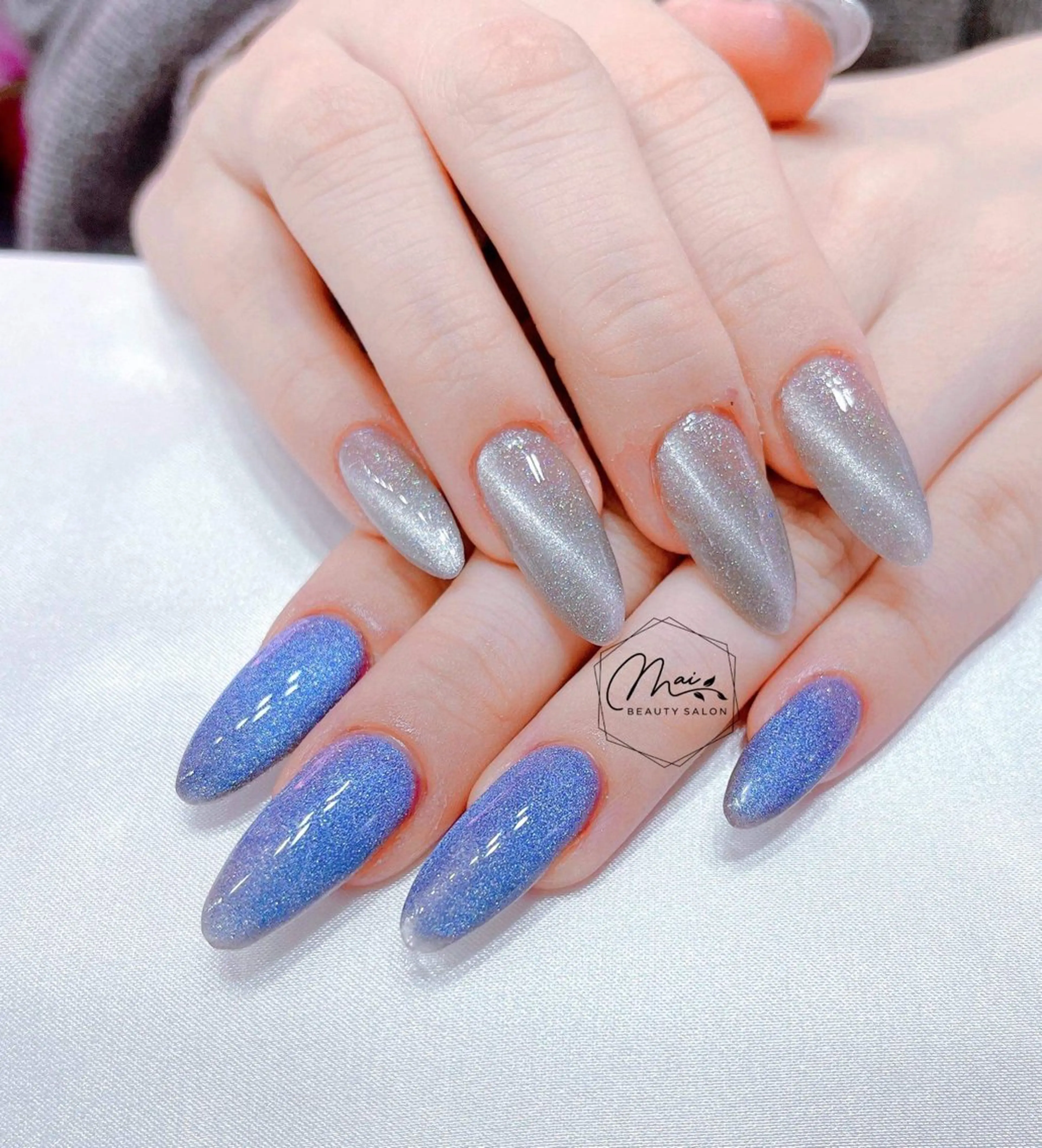 ネイル チークネイル ジェルネイル 韓国ネイル マグネットネイル パラジェル ハンドネイル Mai Beauty To  Toのネイルデザイン