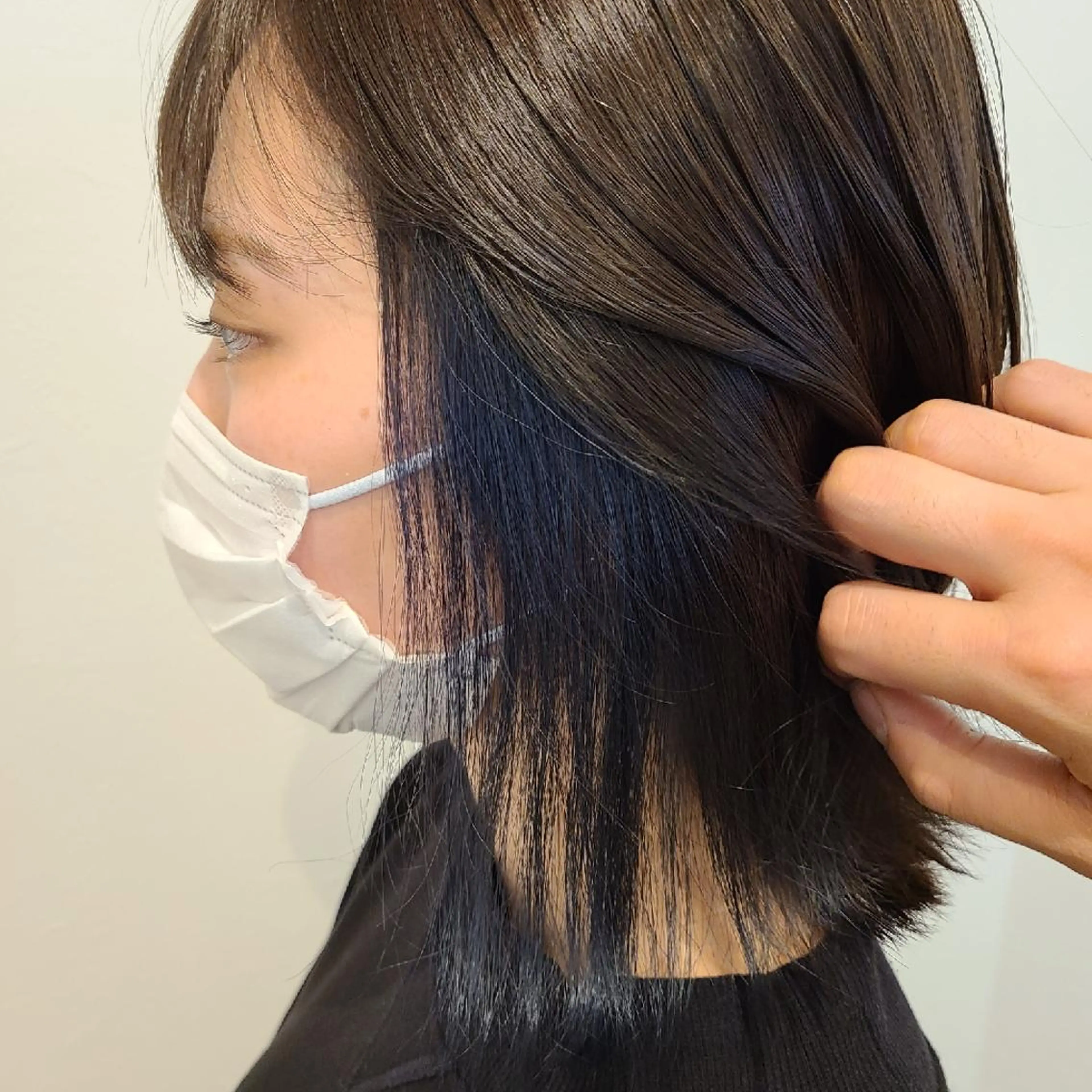 ミディアム カラー イヤリングカラー 【ネウィ天王寺 】seiyaのヘアスタイル