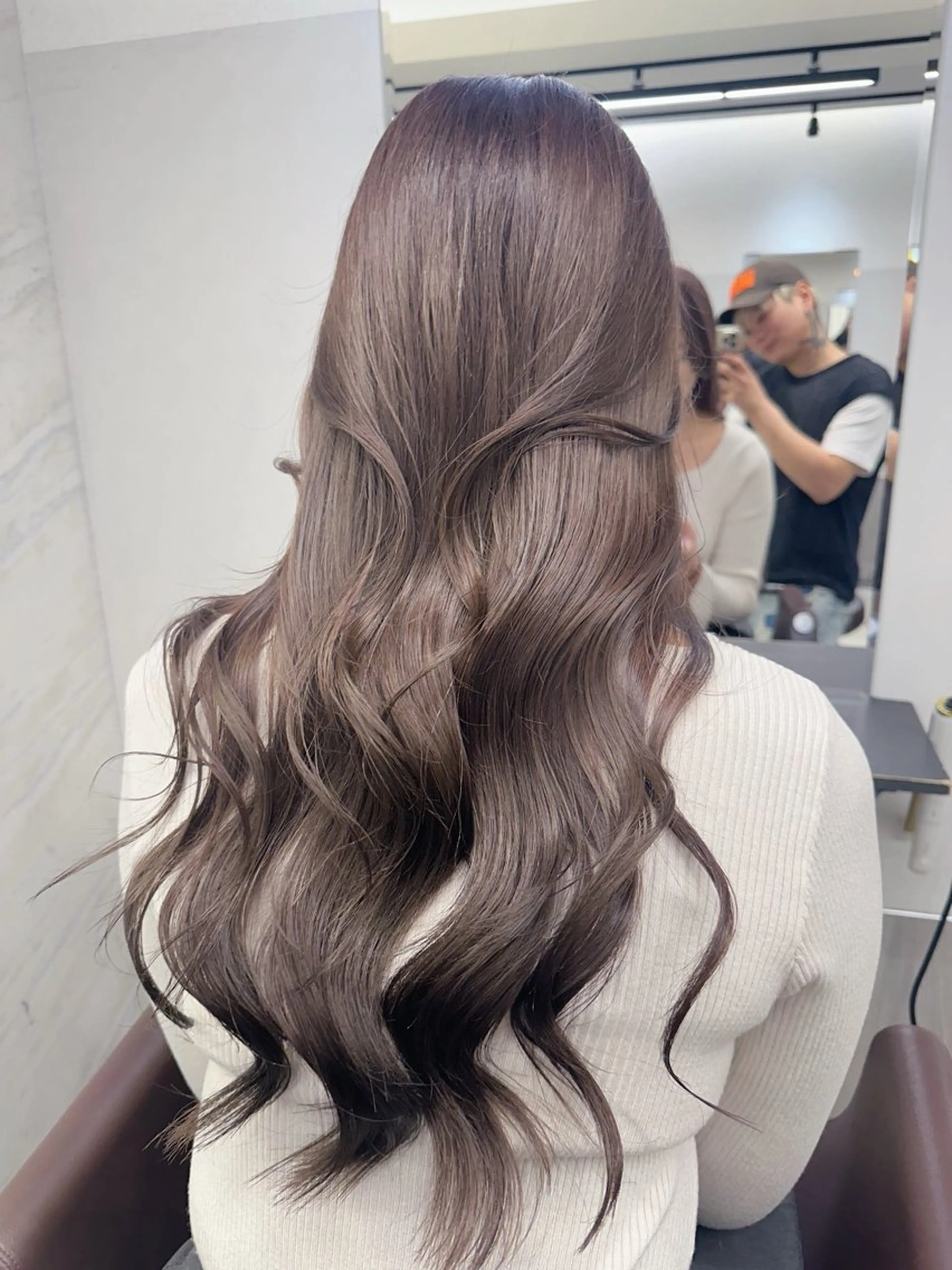 ロング カラー グレージュ ラベンダーカラー ラベンダーグレージュ ラベンダーグレー AiM エイム　韓国レイヤーのヘアスタイル