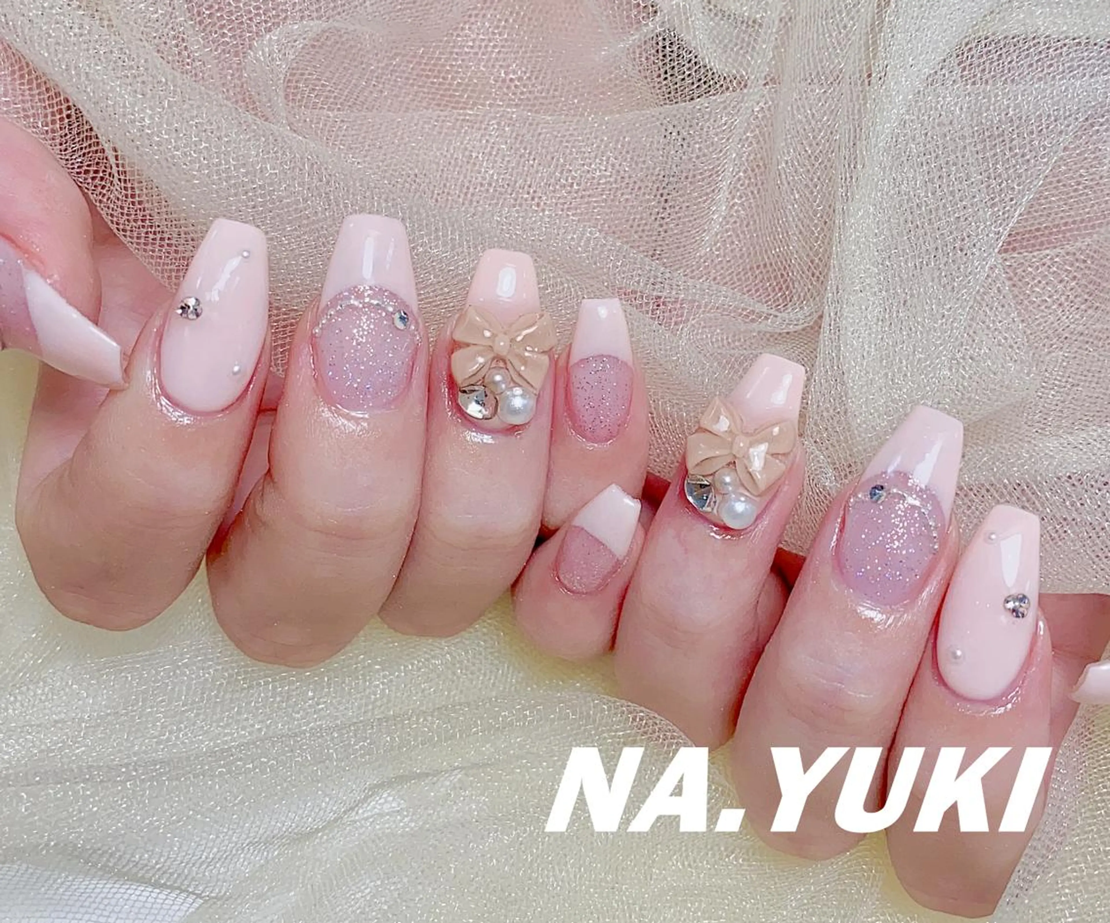 ネイル ハンドネイル ハンドケア 🌷 Mooning 🌷のネイルデザイン