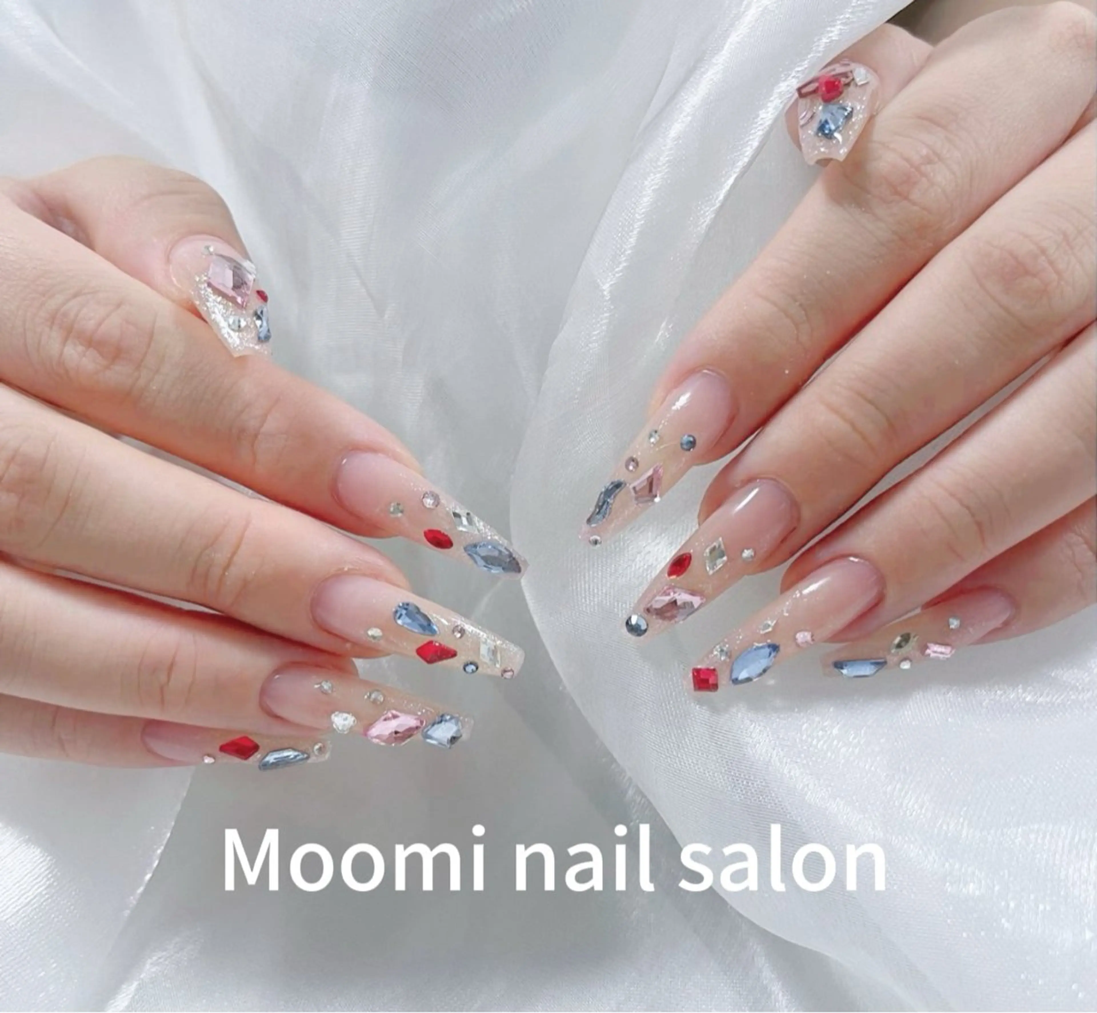 ロング ハンドネイル Moomi あずりのネイルデザイン