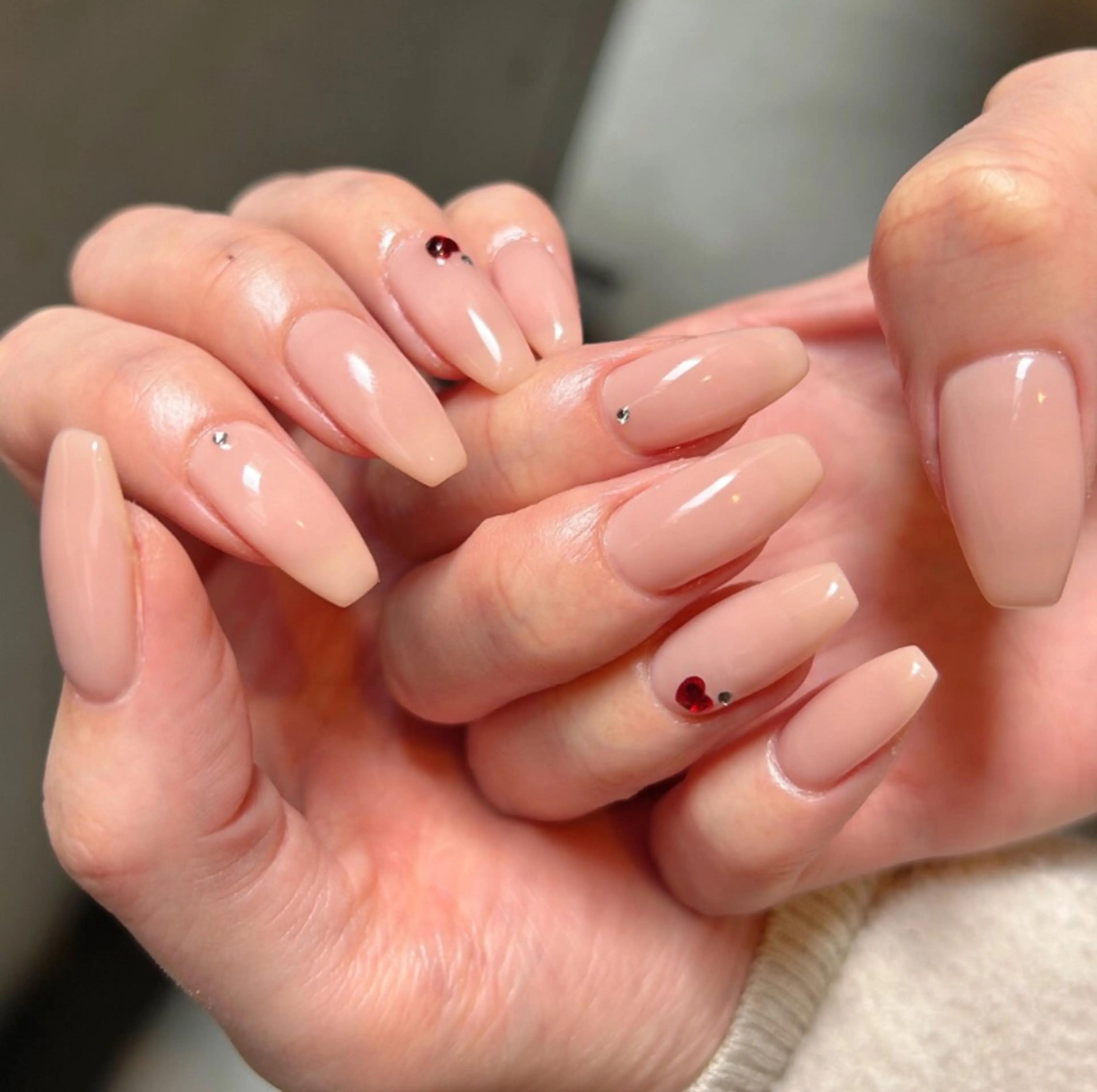 ネイル 長さ出し グラデーション キラキラネイル 韓国ネイル ラメ(グリッター) ハンドネイル ハンドケア Chisa Nail Studio所属・リ リのネイルデザイン