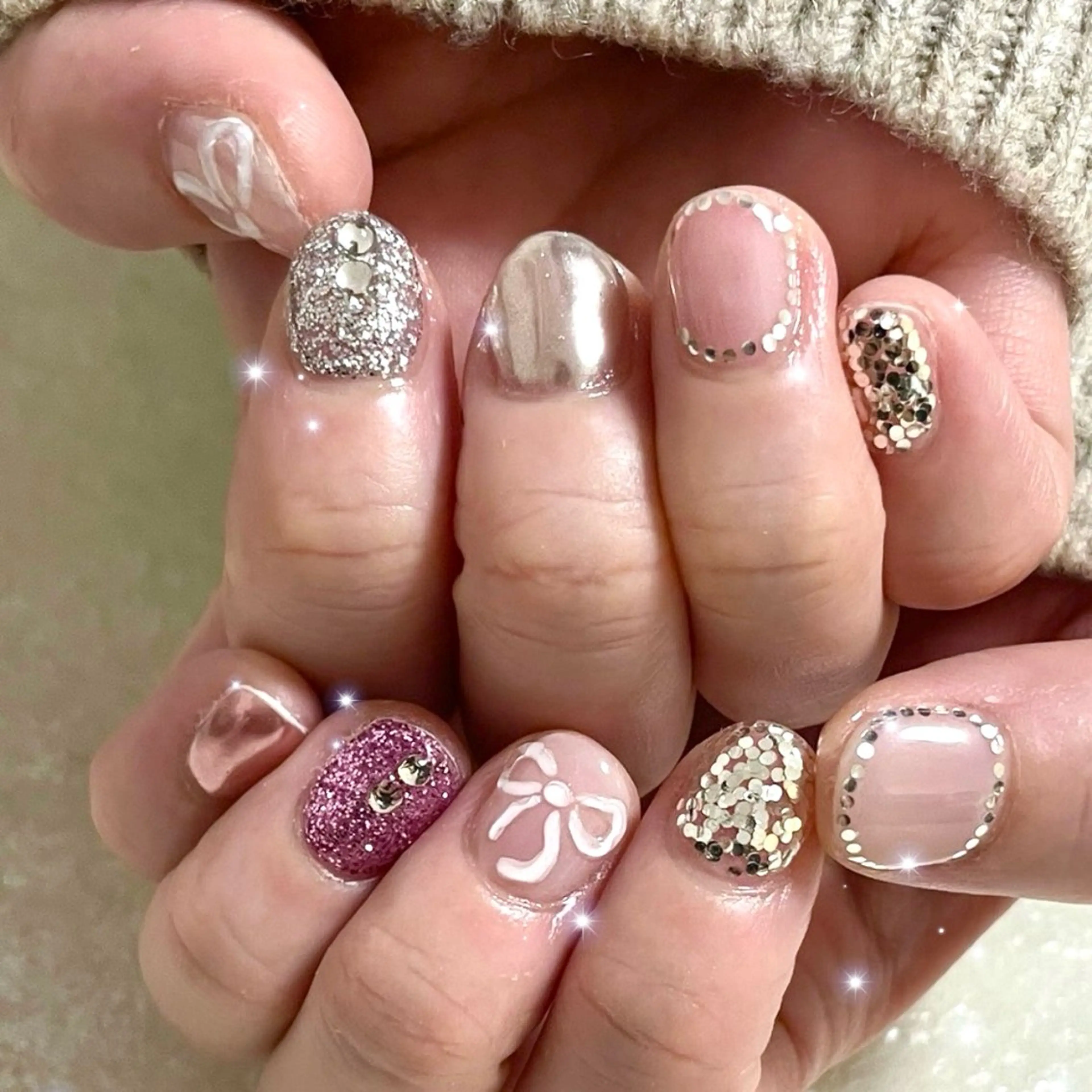 ネイル キラキラネイル リボン ハンドネイル mimi 高石桃朱のネイルデザイン