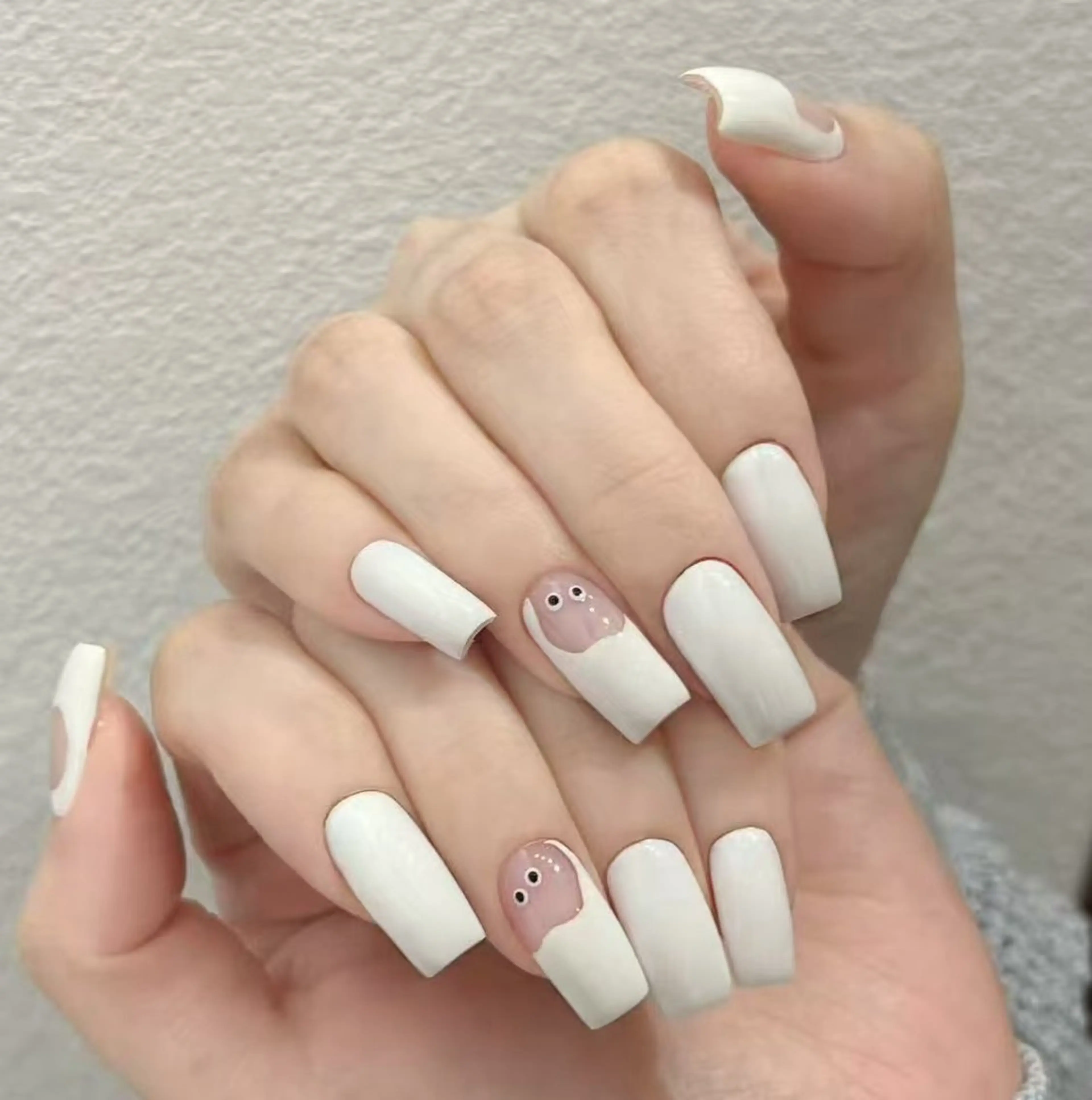 ネイル オーロラネイル フラワーネイル フットネイル フレンチネイル ジェルネイル ハンドネイル ハンドケア BabyYouMi nailのネイルデザイン