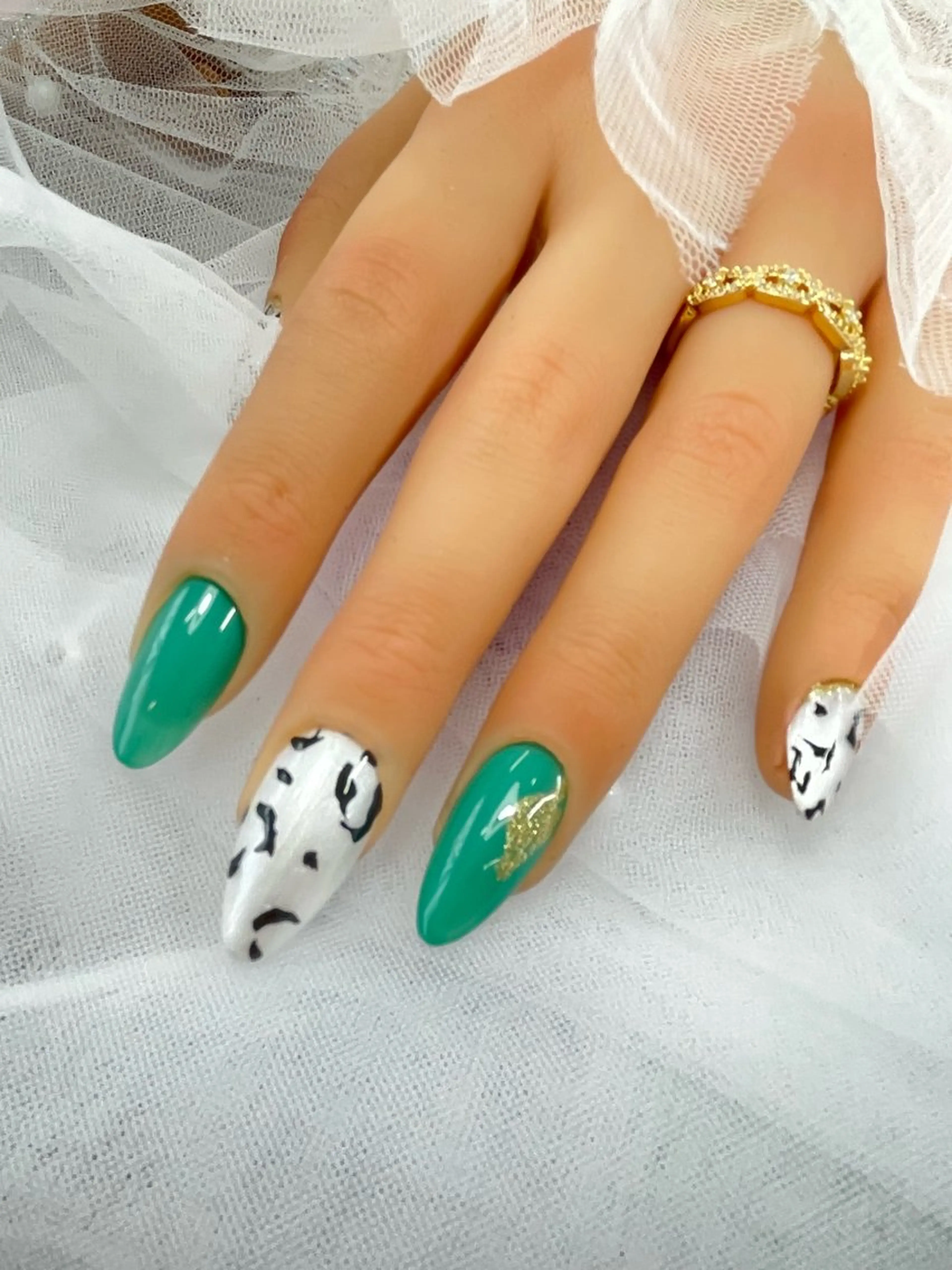 ネイル グリーン Mamo nail マモネイルエイミーのネイルデザイン