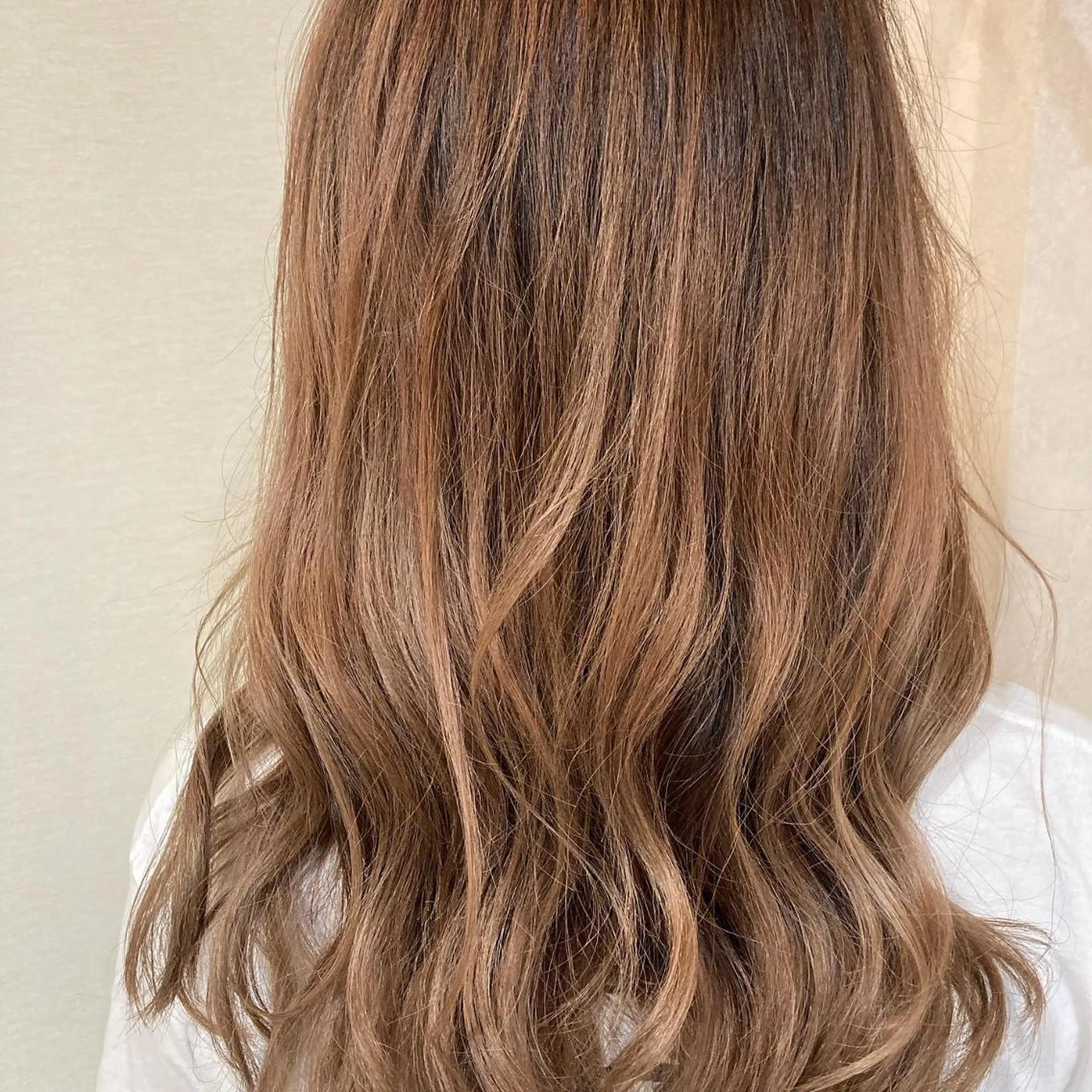 カラー バレイヤージュ ベージュカラー ハイライトカラー ピンクカラー ピンクベージュ 髪質改善/透明感 カラー/内藤有須加のヘアスタイル