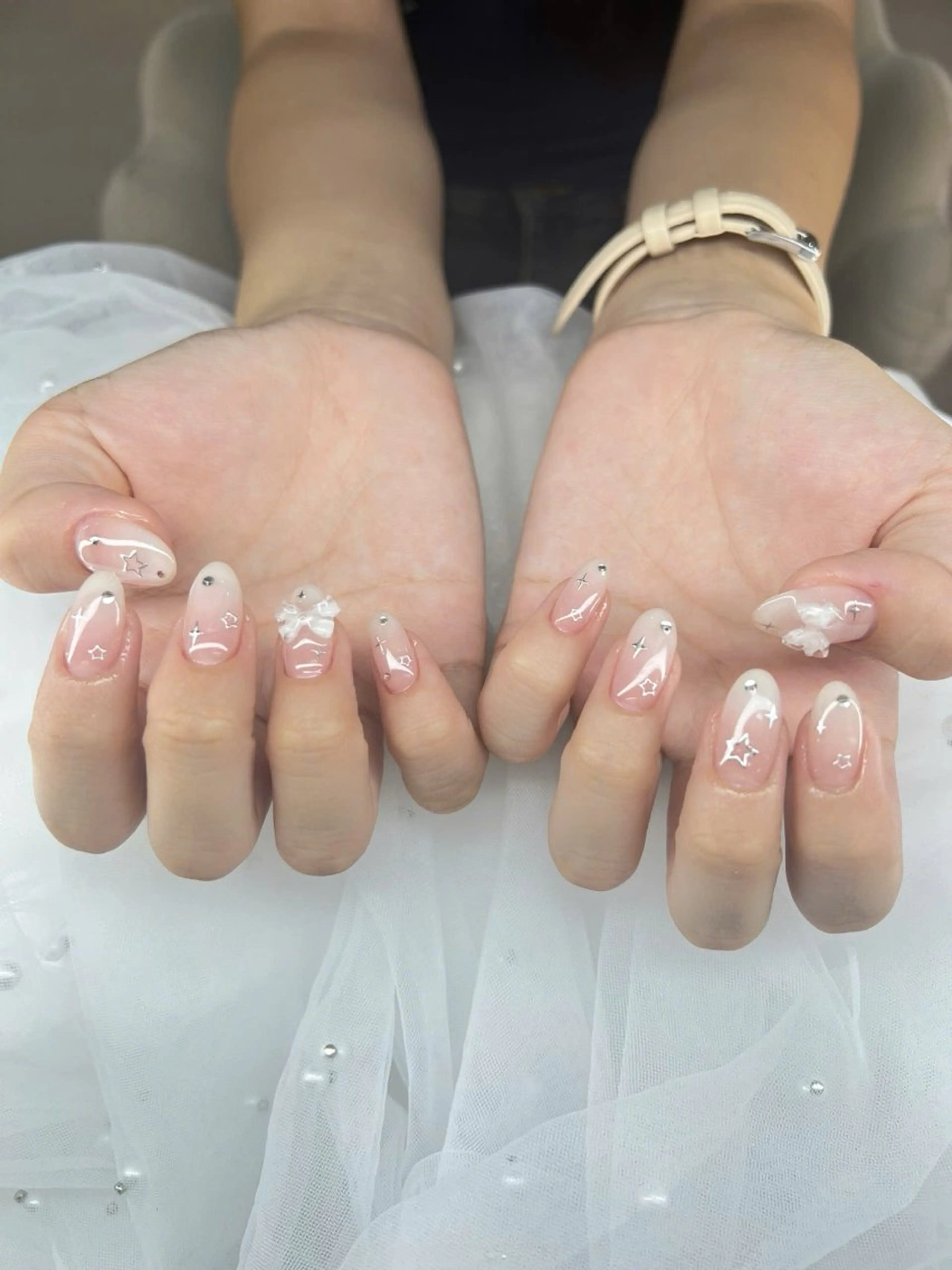 ネイル アニマル柄 オーロラネイル チークネイル フラッシュネイル ジェルネイル ハンドネイル T.A Nail Salon所属・Lyna Nail のネイルデザイン