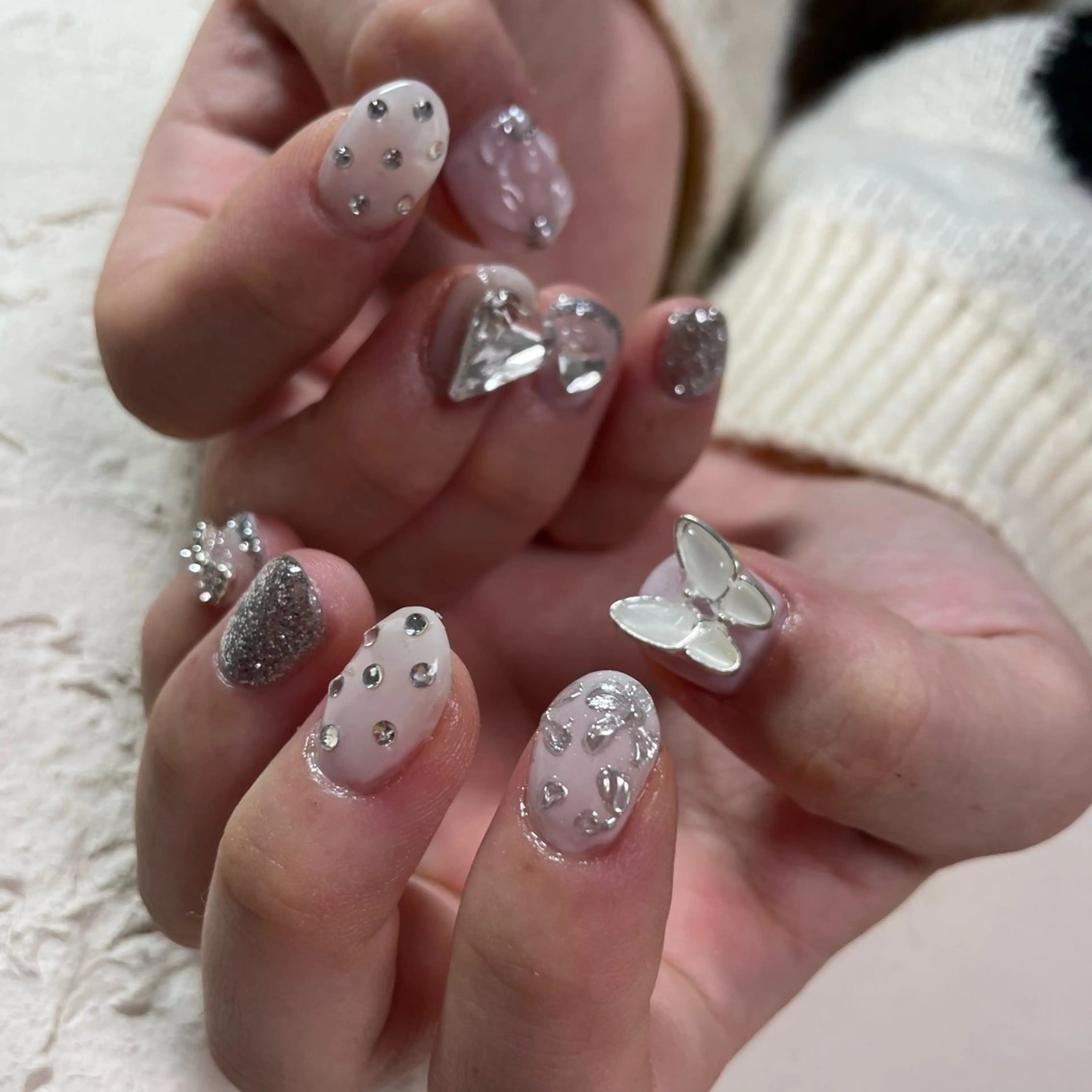 ネイル nail.gorin所属・吉村 優子のネイルデザイン