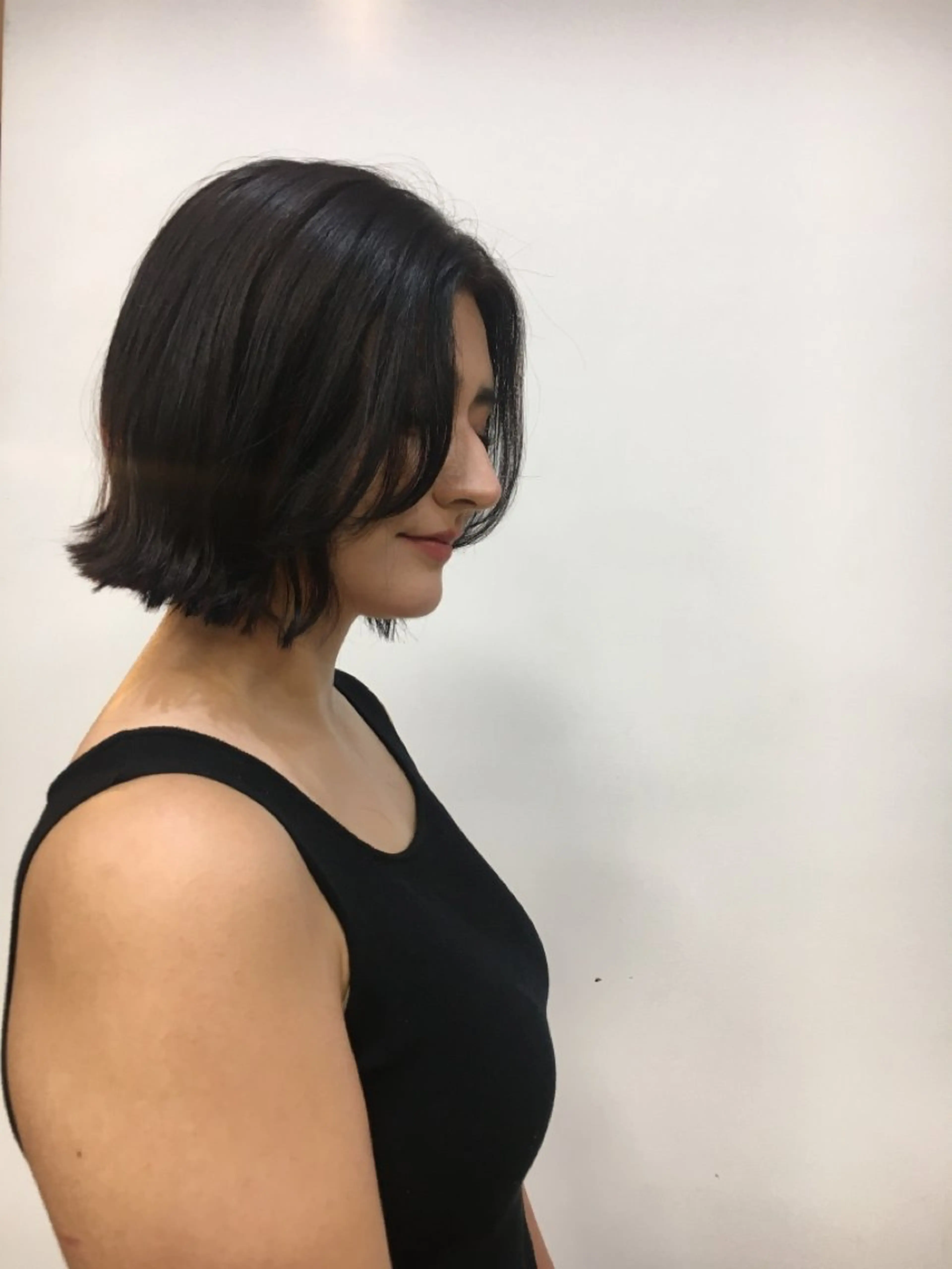 ショート ボブ 瀧上 寧音のヘアスタイル