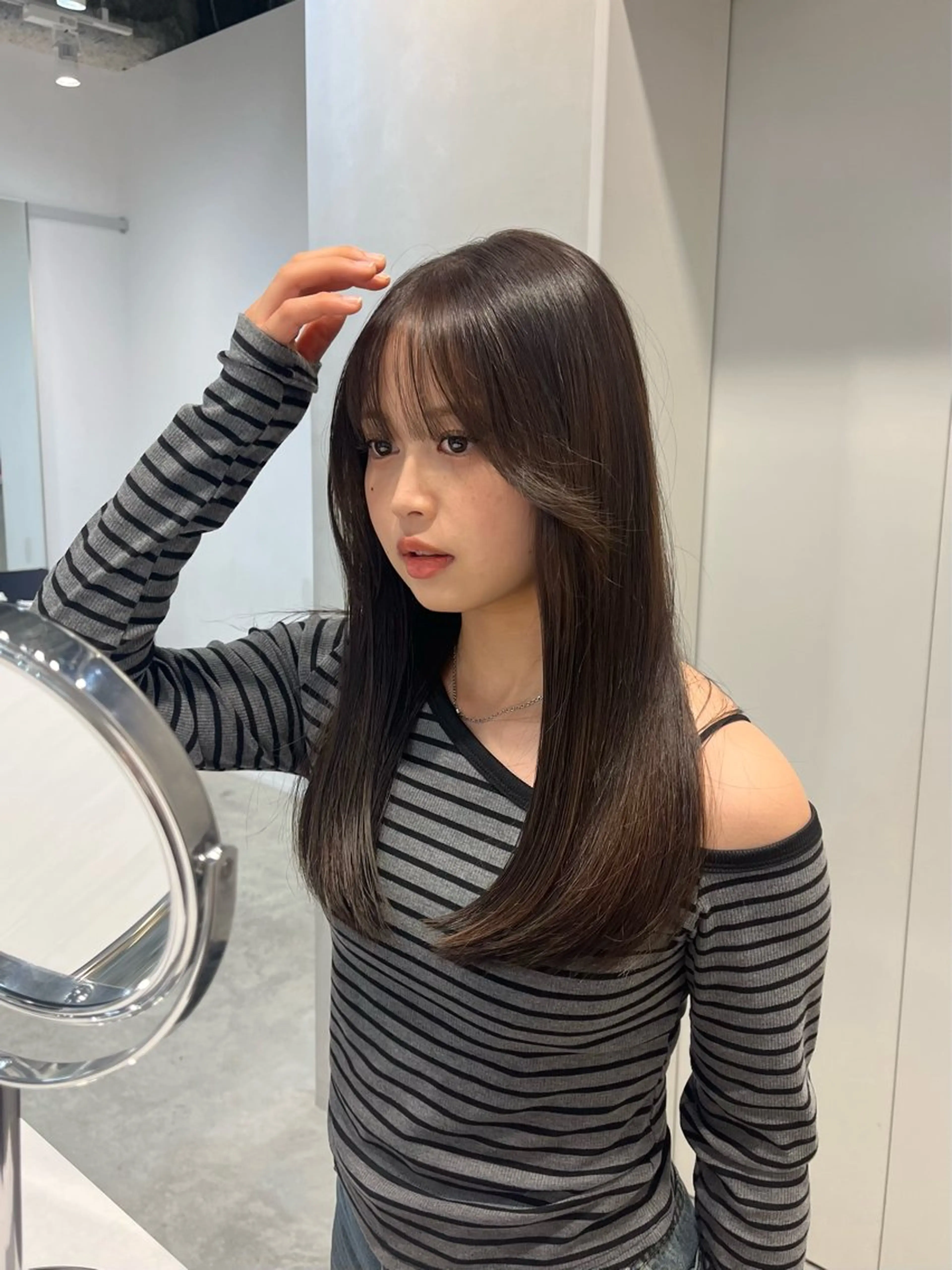 ロング カラー アッシュ ブルーカラー ブルージュ 透明感カラー グレージュ ヘアカラー Kaede🍁 FILMS 渋谷のヘアスタイル