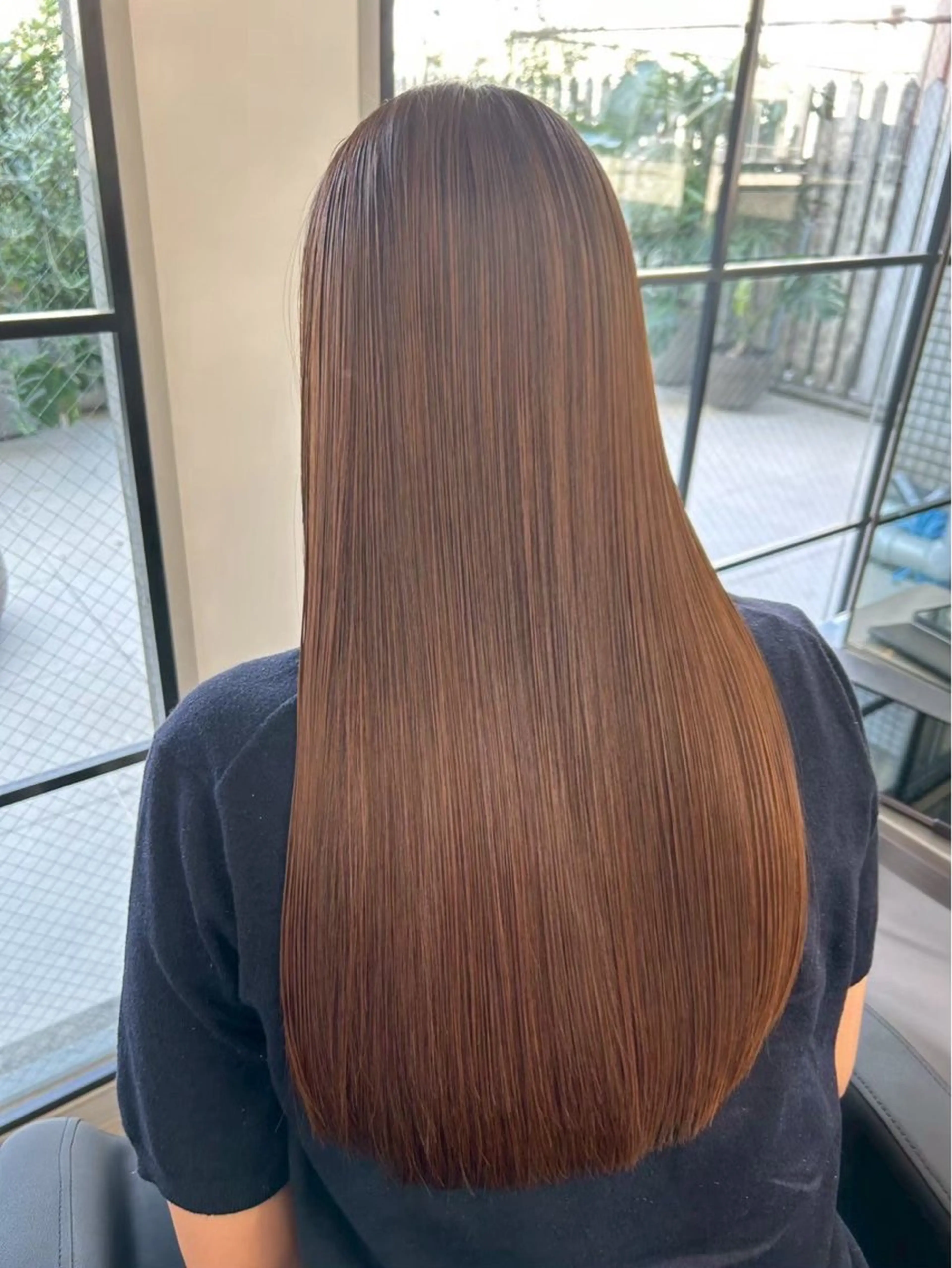 セミロング カラー カット ヘアカラー トリートメント 透明感カラーWカラー ユウゴのヘアスタイル