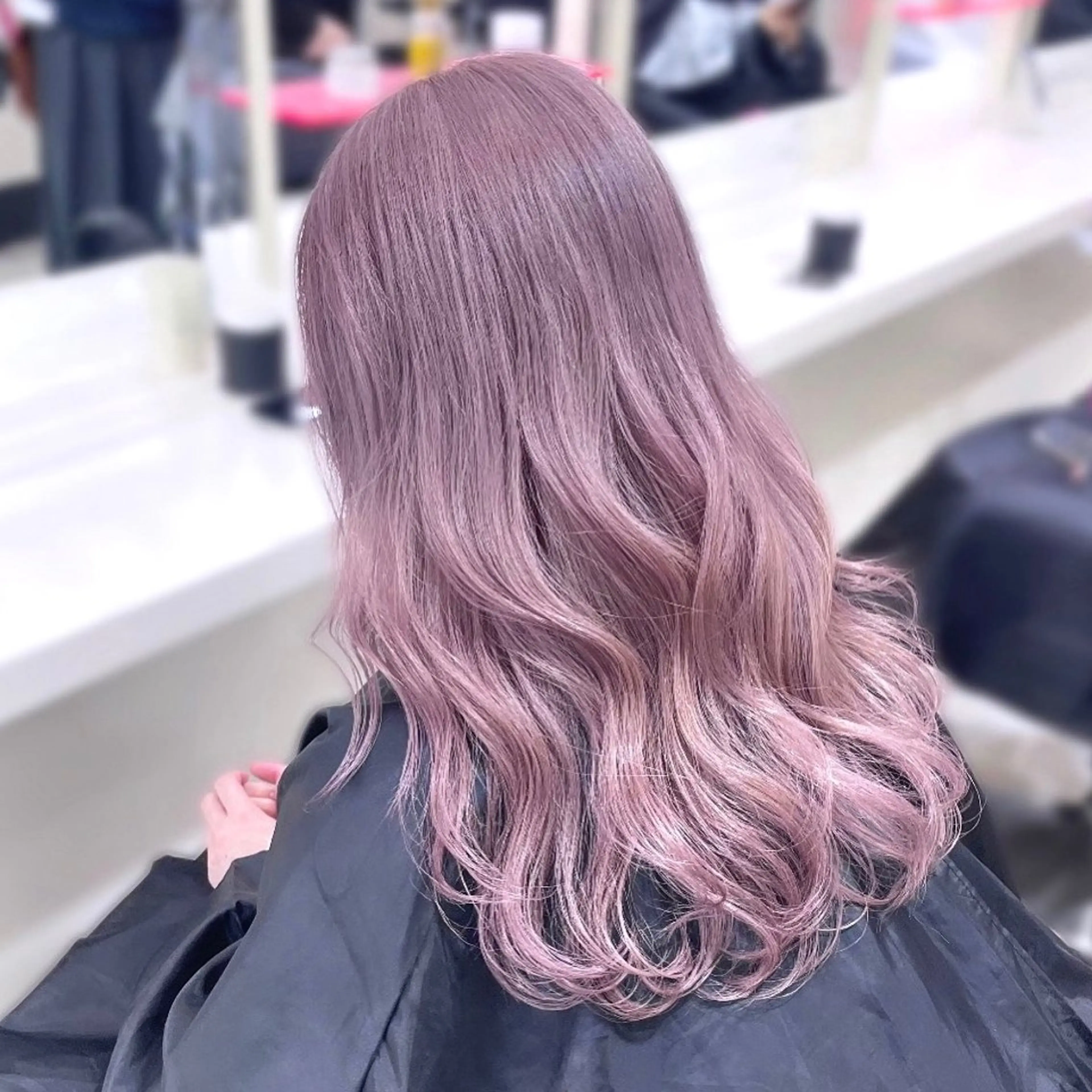 セミロング 🎀淡めモテカラー WAKANA🎀のヘアスタイル