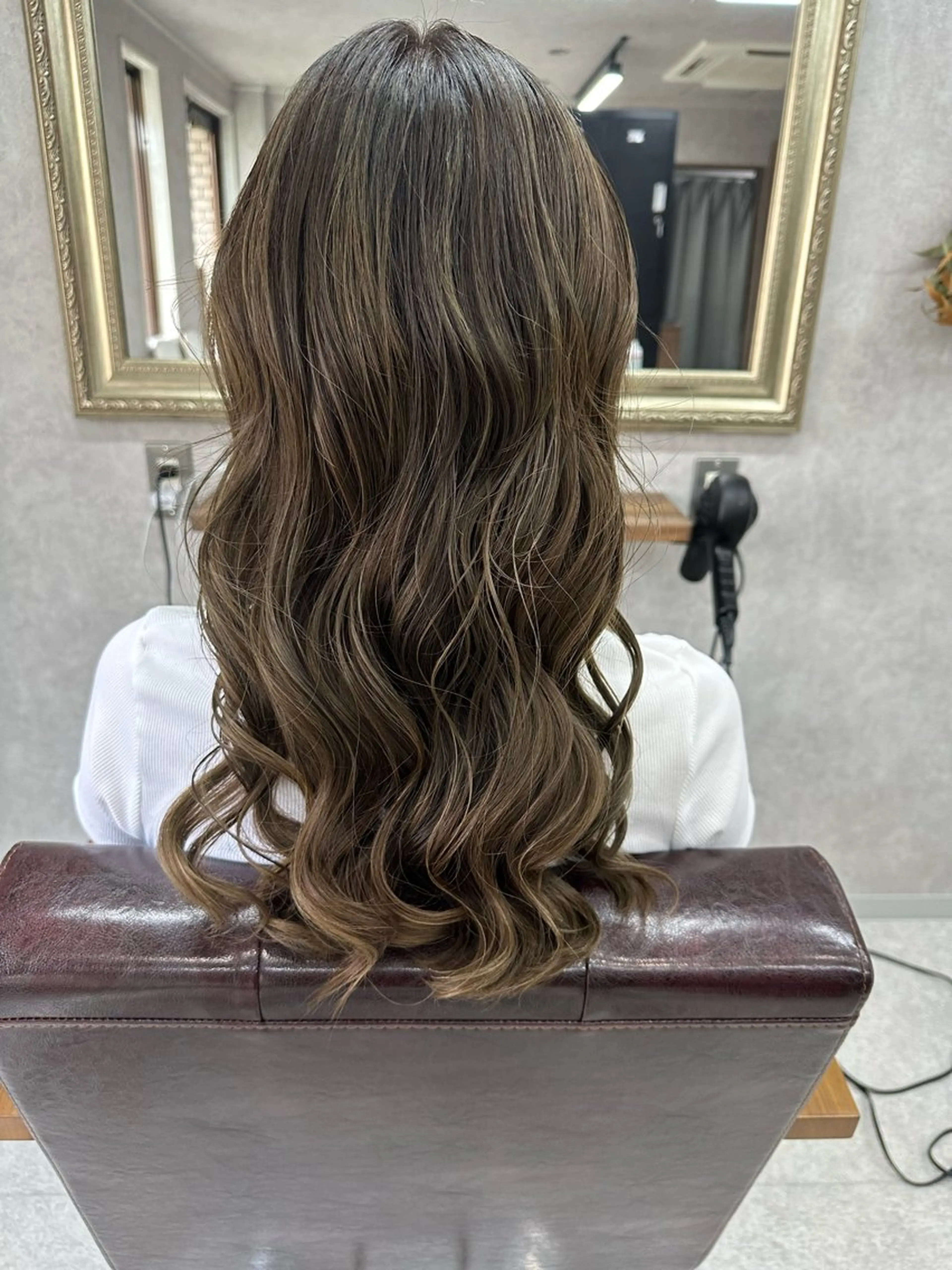ロング カット ヘアカラー トリートメント Lien 深井店のヘアスタイル