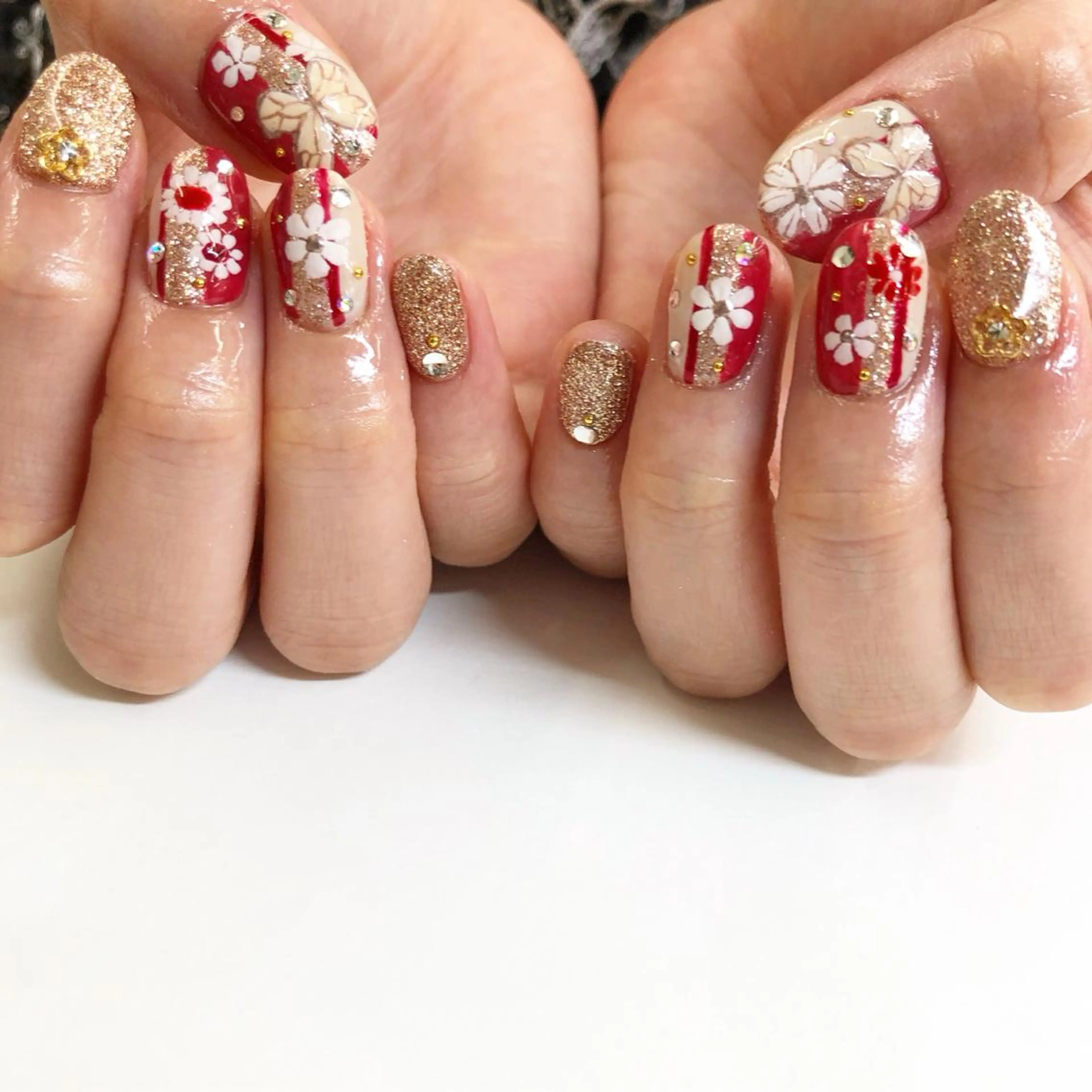 ネイル 成人式 Minami 🍓のネイルデザイン