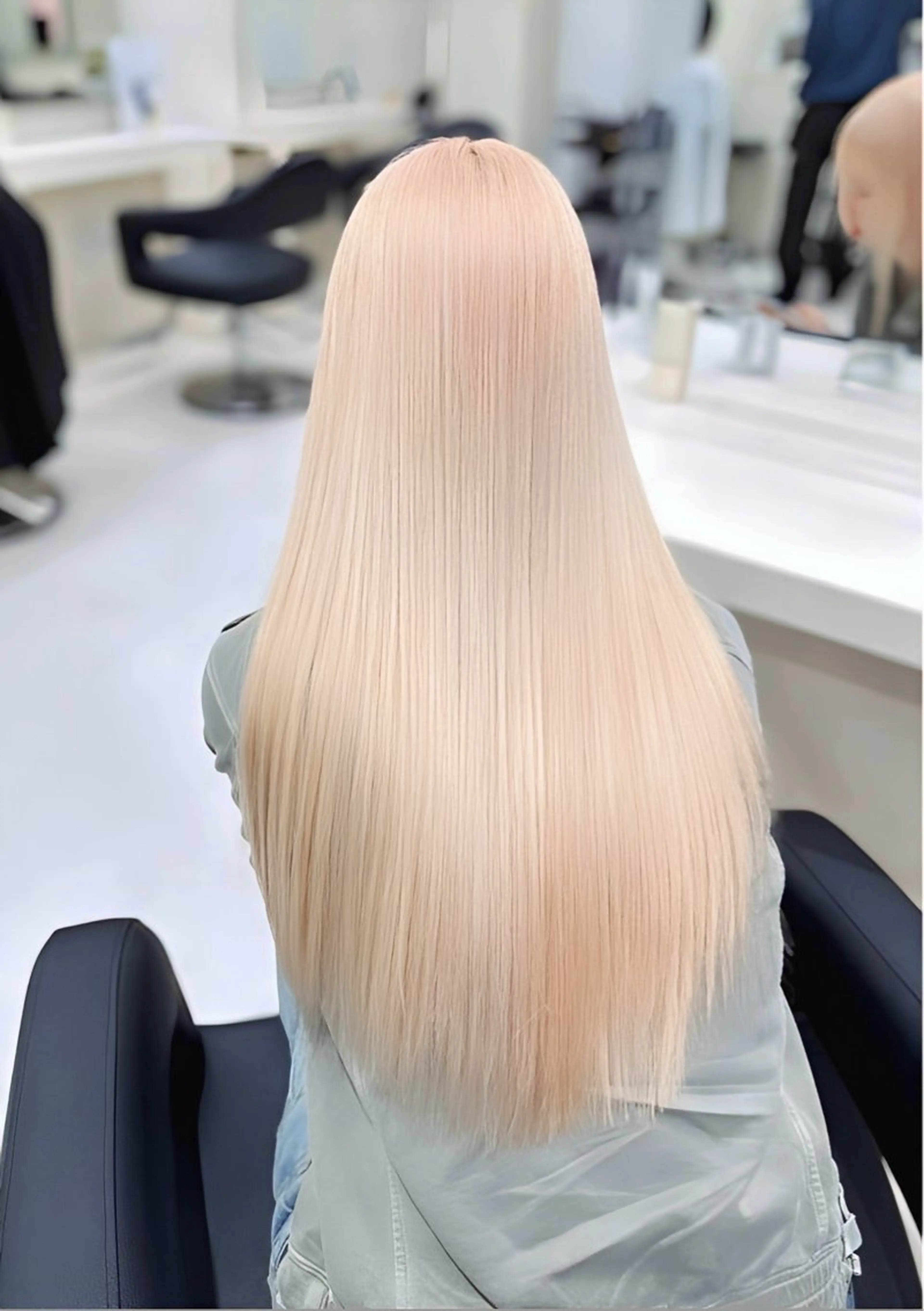 ロング カラー ヘアアレンジ カット ヘアカラー トリートメント ブリーチありなし🏹 淡色ヘア🤎藍斗のヘアスタイル